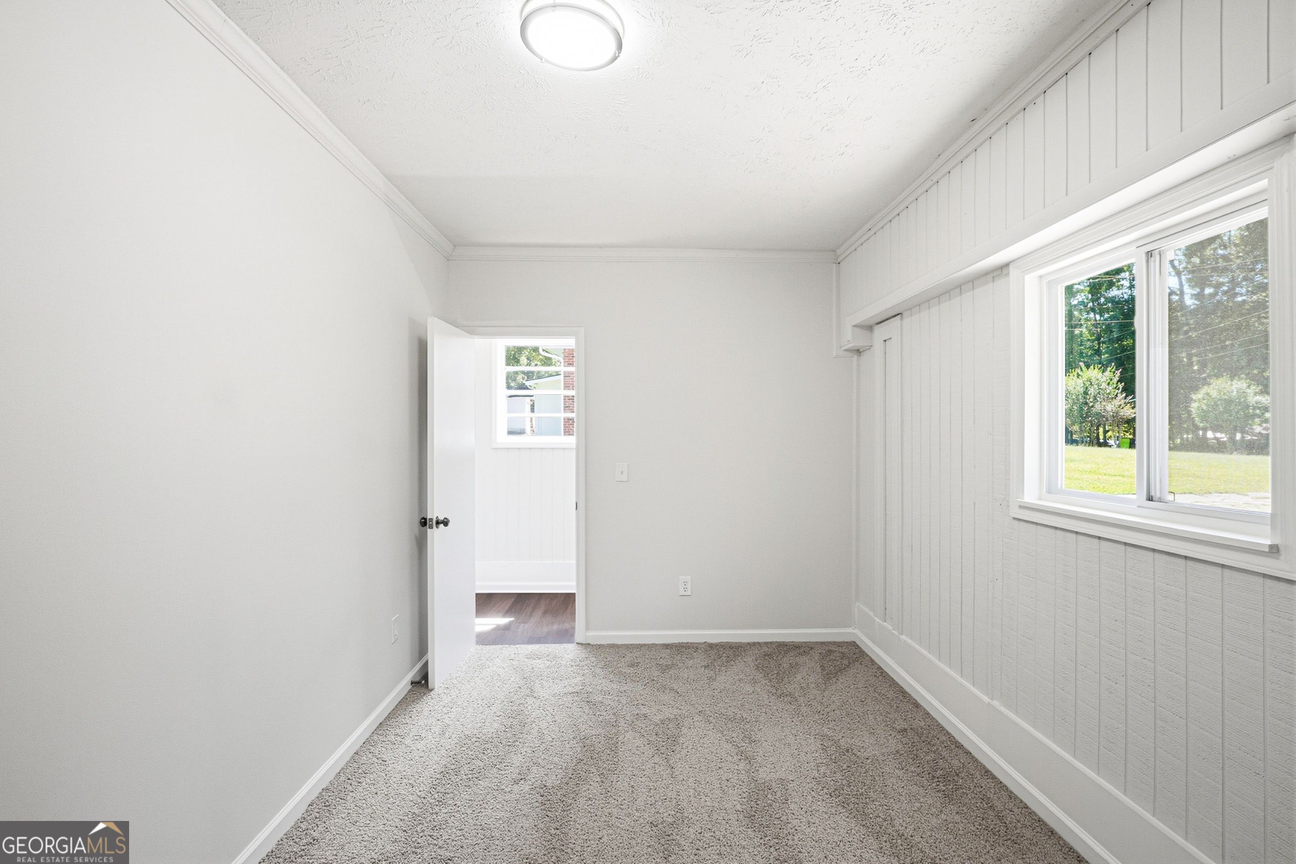 30 Roberts Lane Property Photo 16