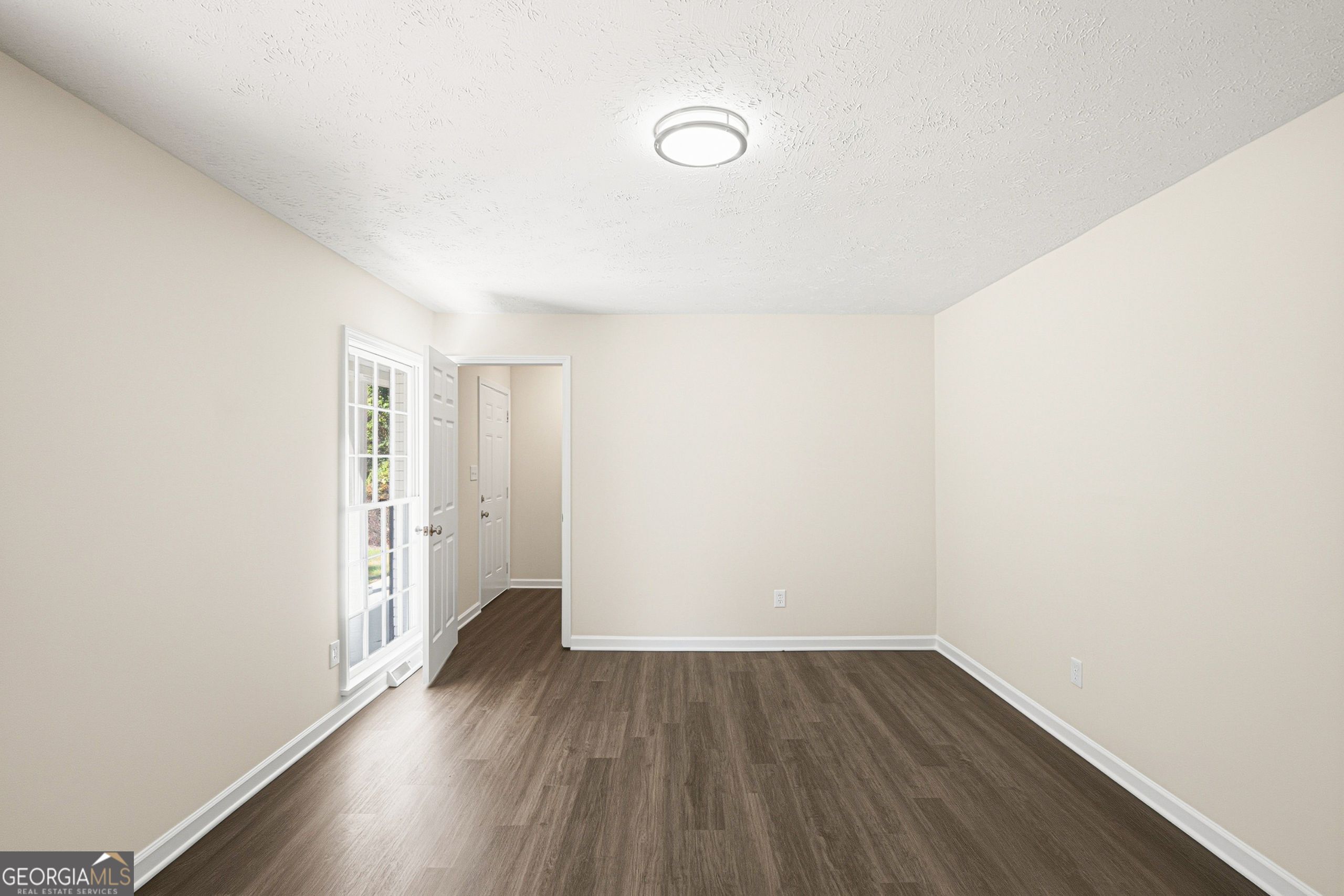 30 Roberts Lane Property Photo 22