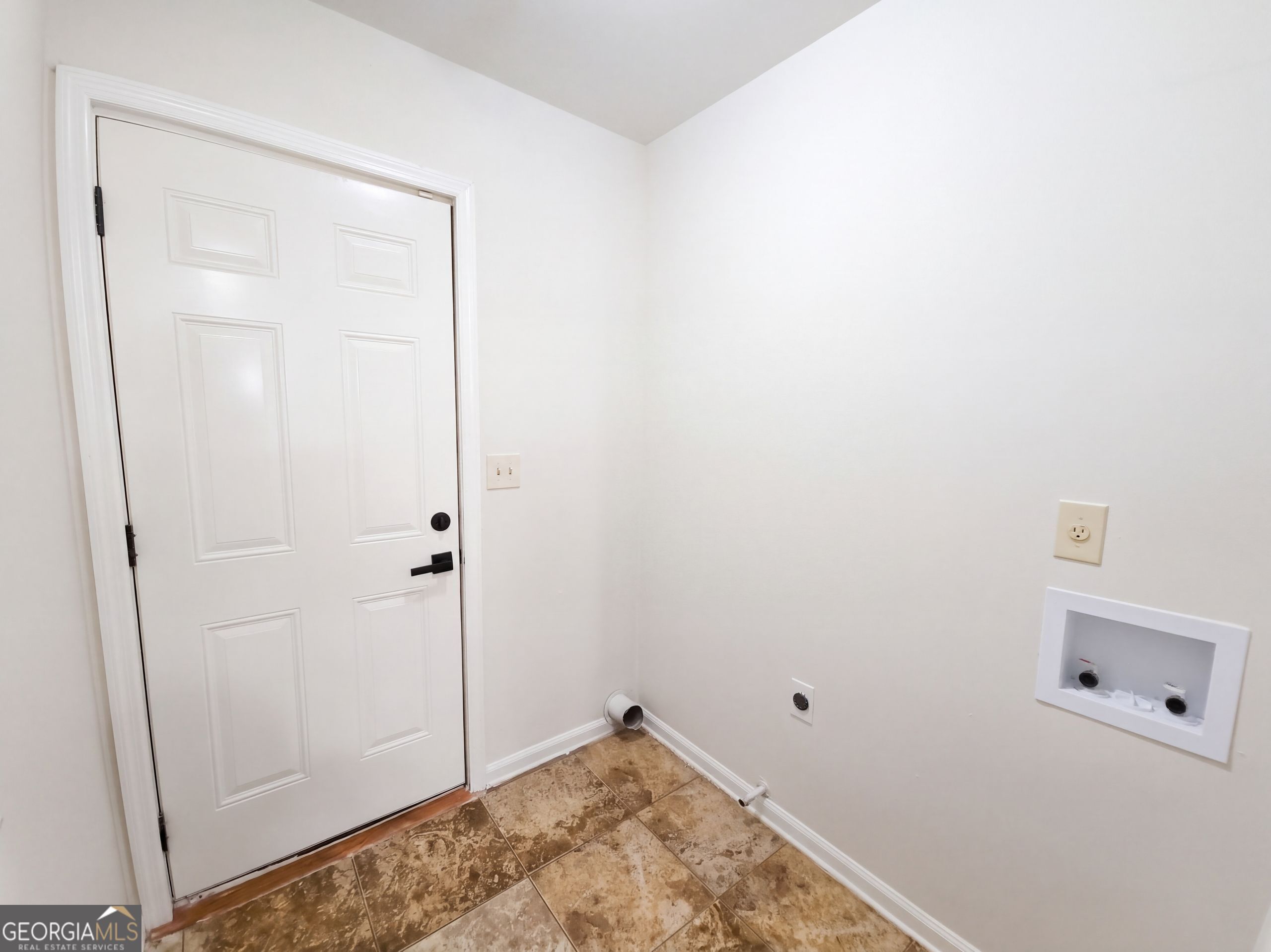 3118 Caliente Lane Property Photo 10