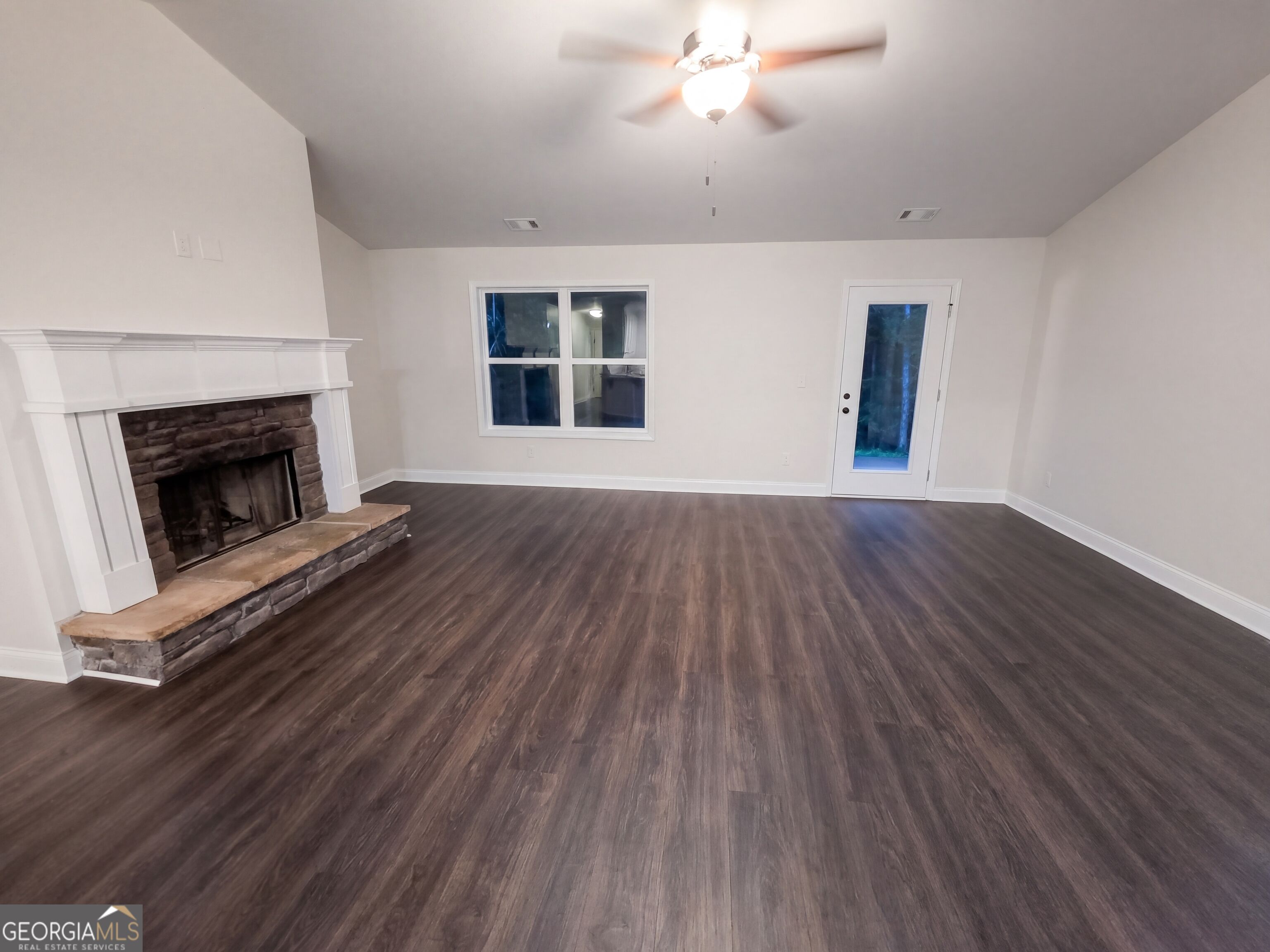 174 Pecan Street Property Photo 3