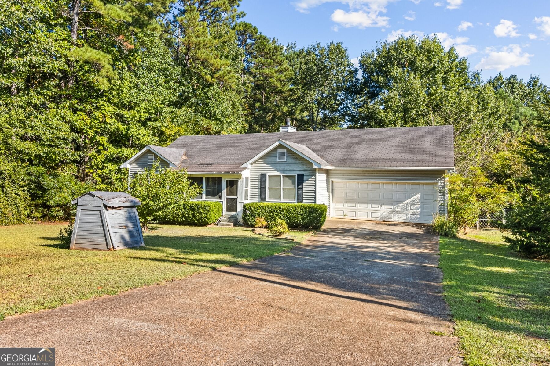 211 Island Shoals Road Property Photo 1