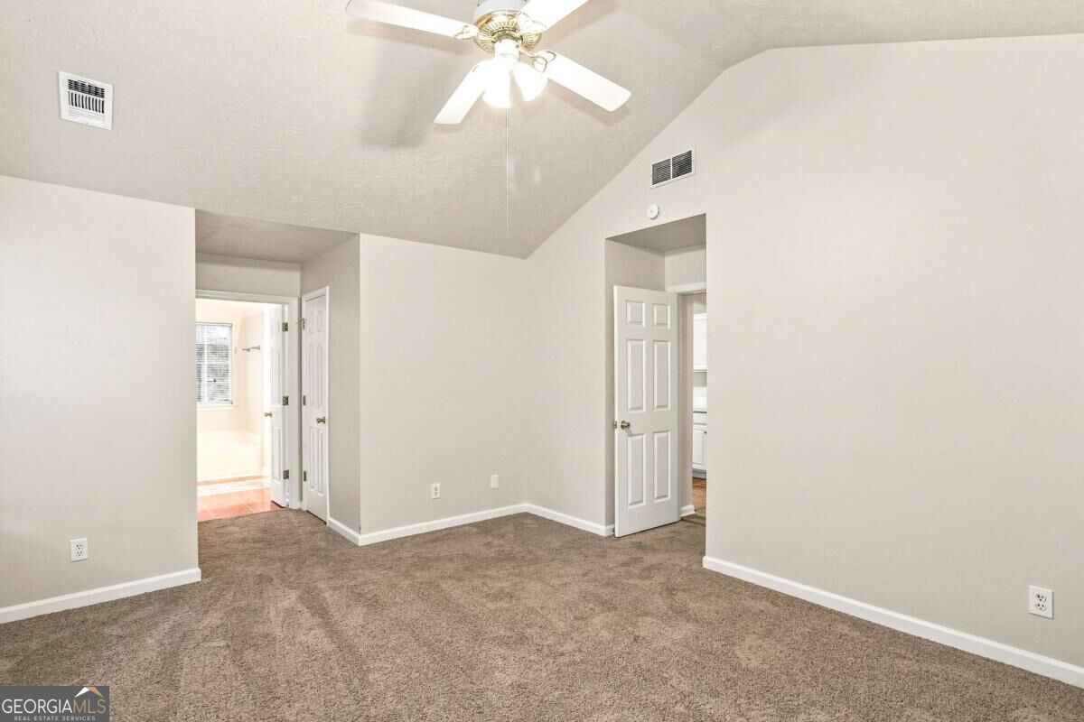 1426 Hyde Court Property Photo 9