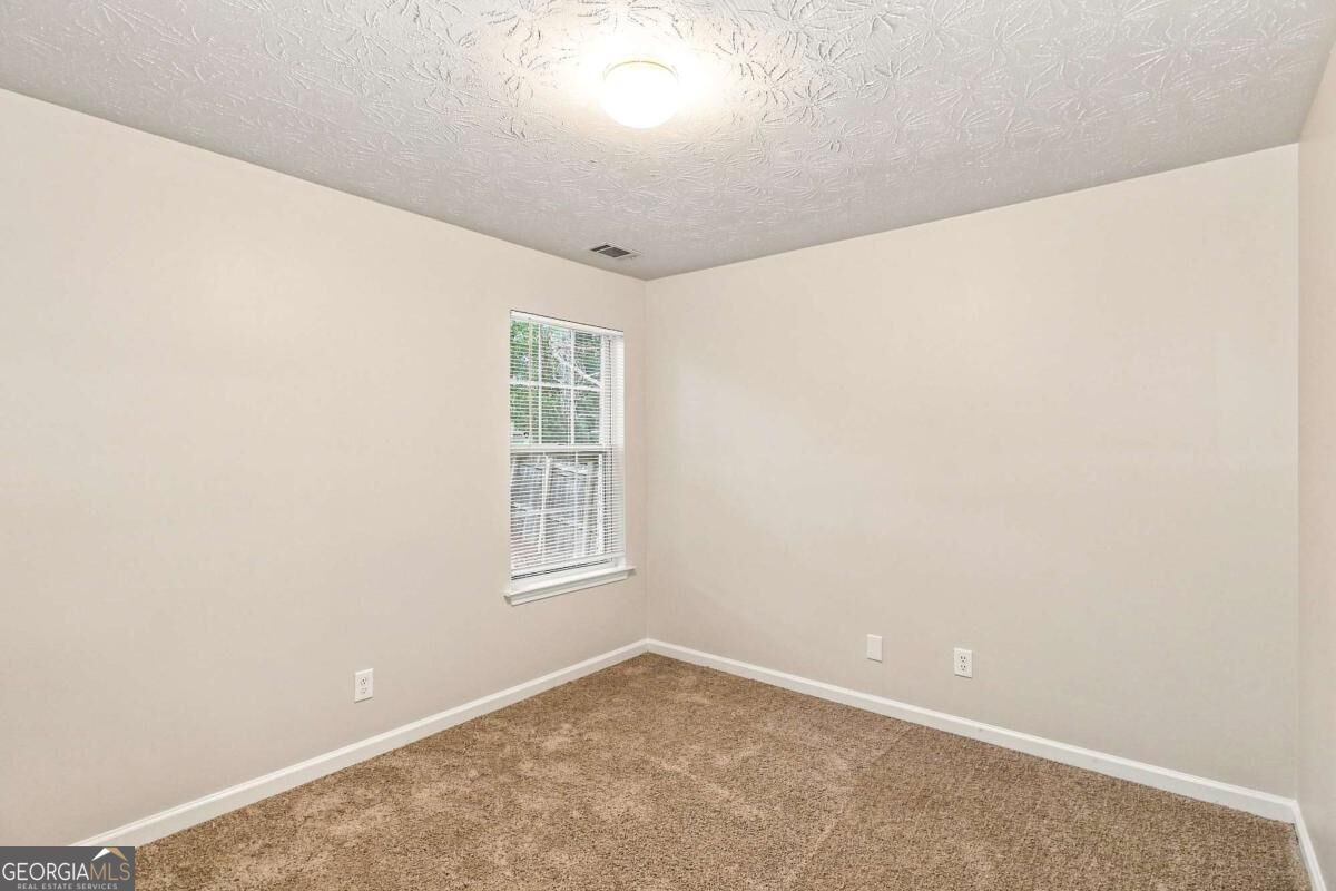 1426 Hyde Court Property Photo 16