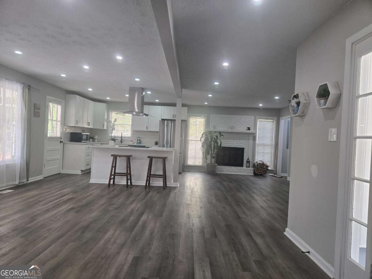 2853 Portland Place Property Photo 4