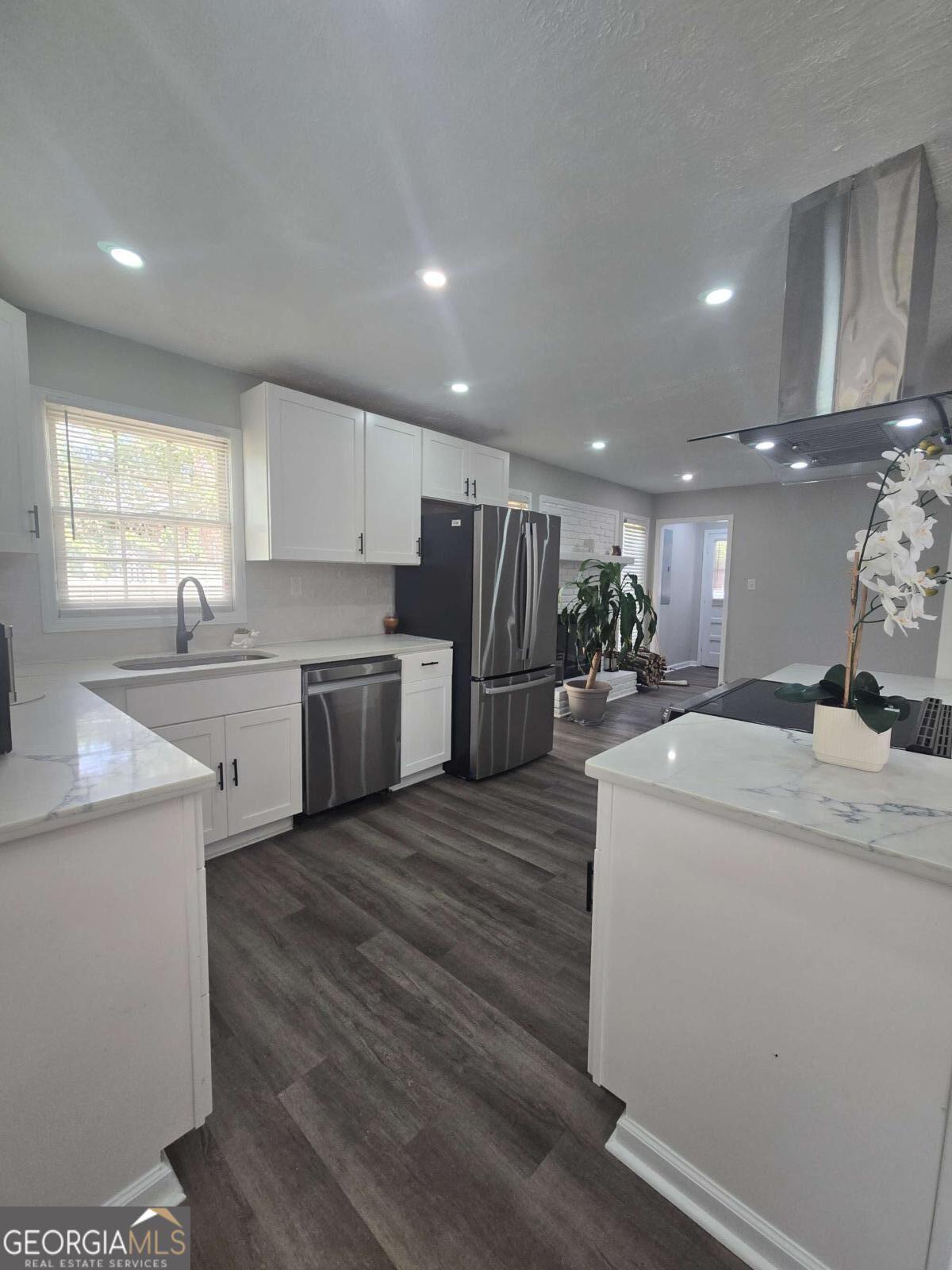 2853 Portland Place Property Photo 5