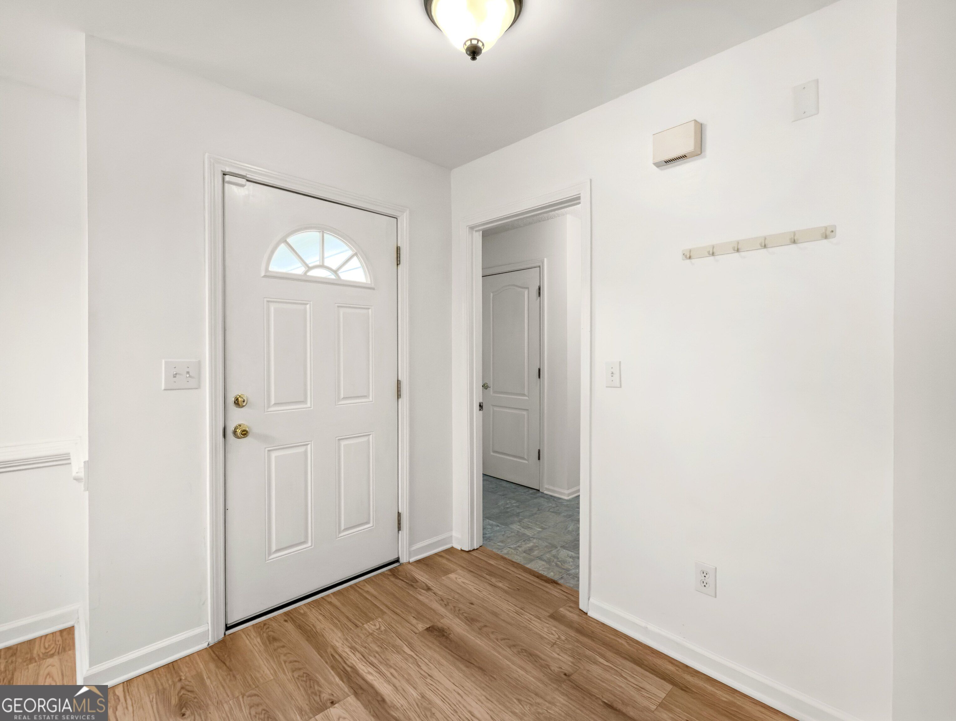 112 Trestle Court Property Photo 11