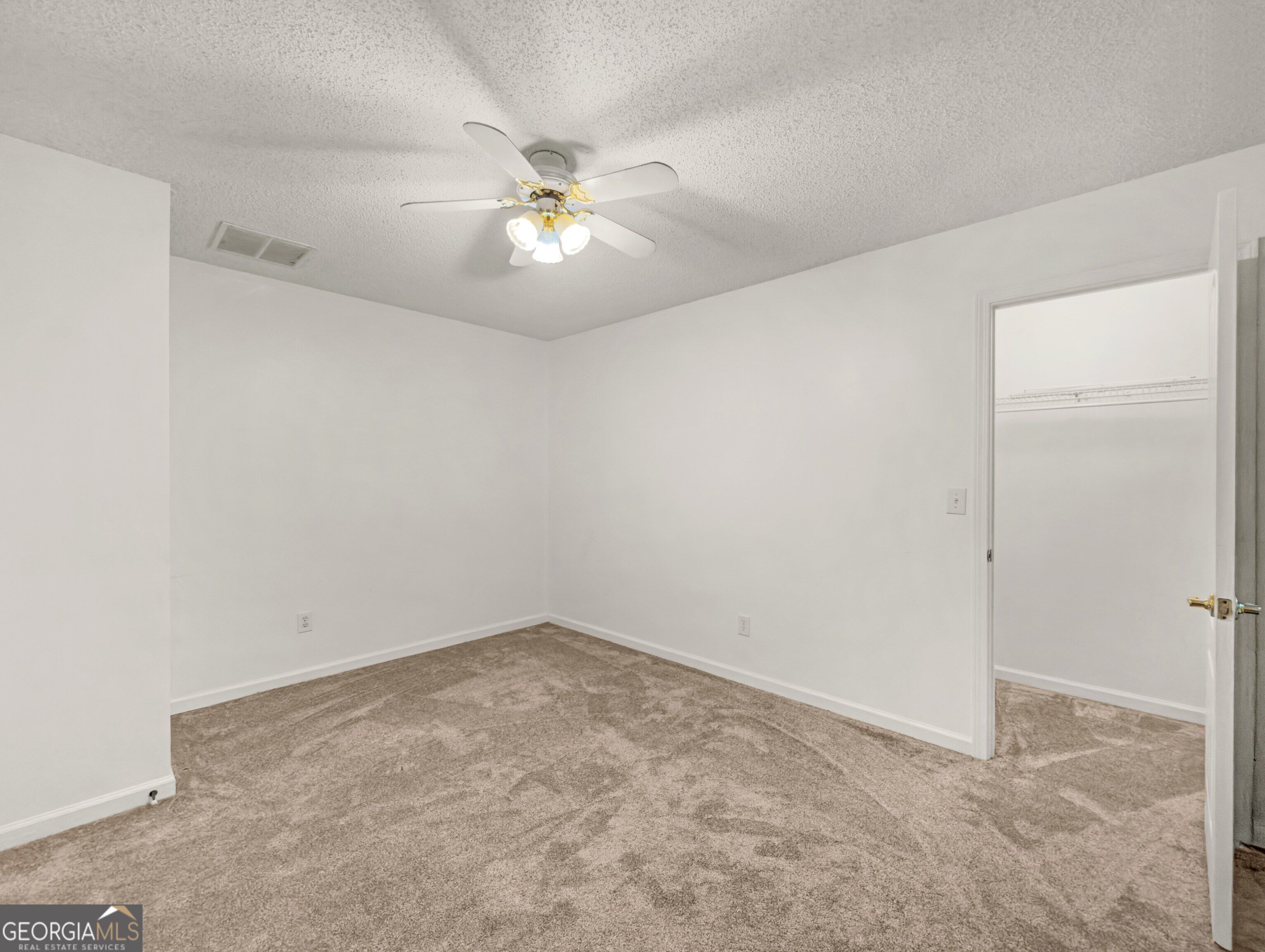 112 Trestle Court Property Photo 26