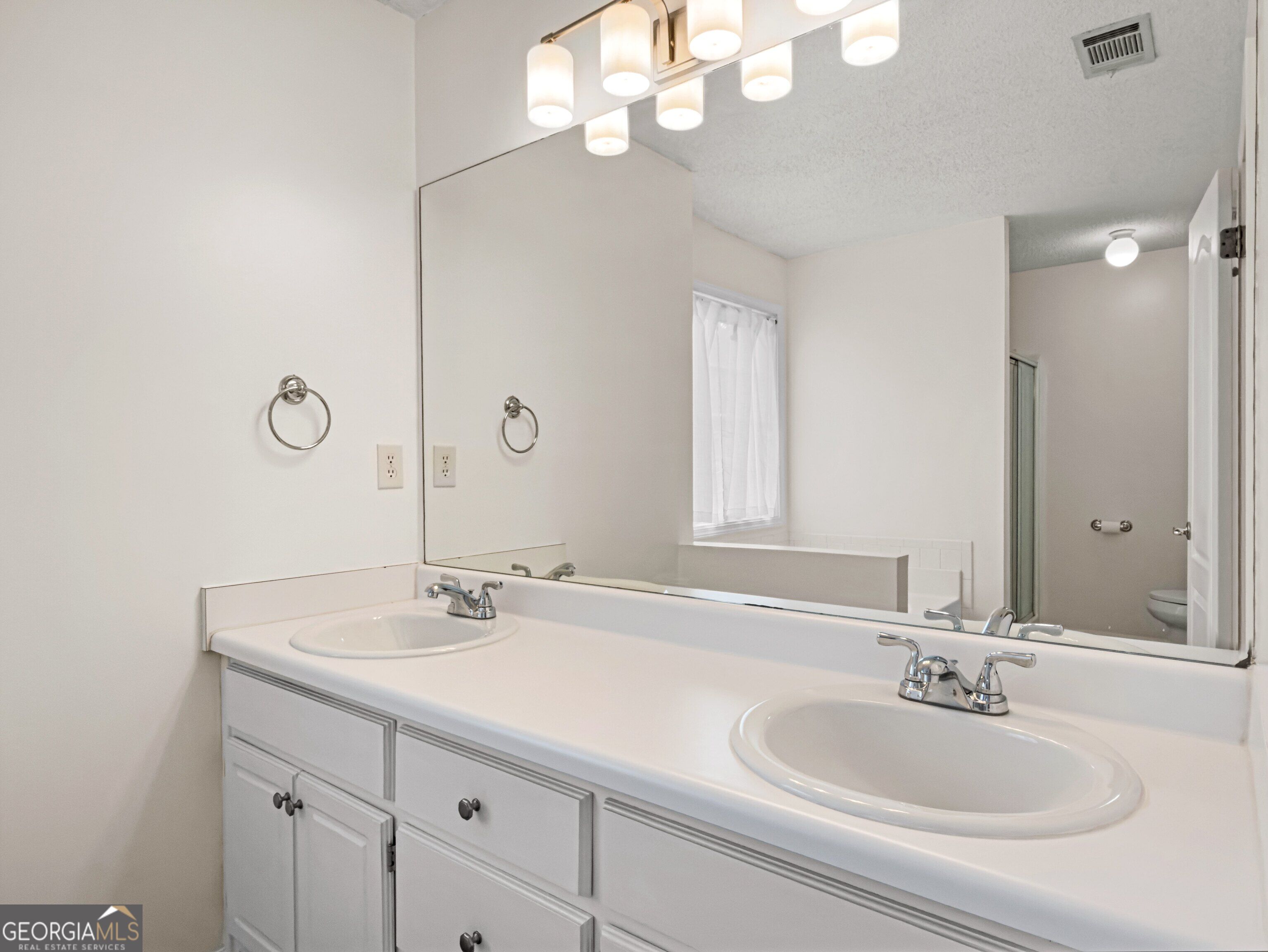 112 Trestle Court Property Photo 38