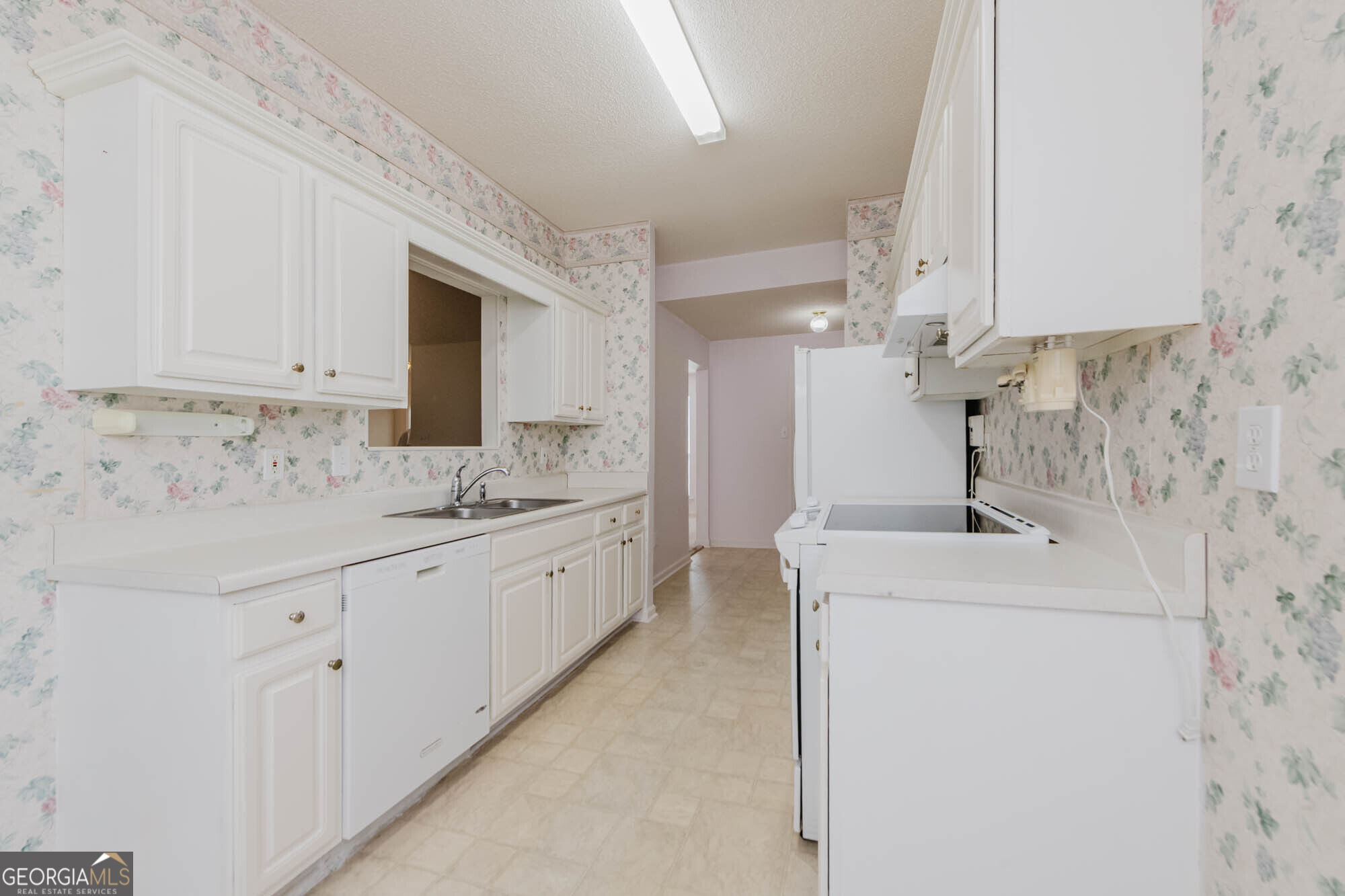 133 Darin Drive Property Photo 6