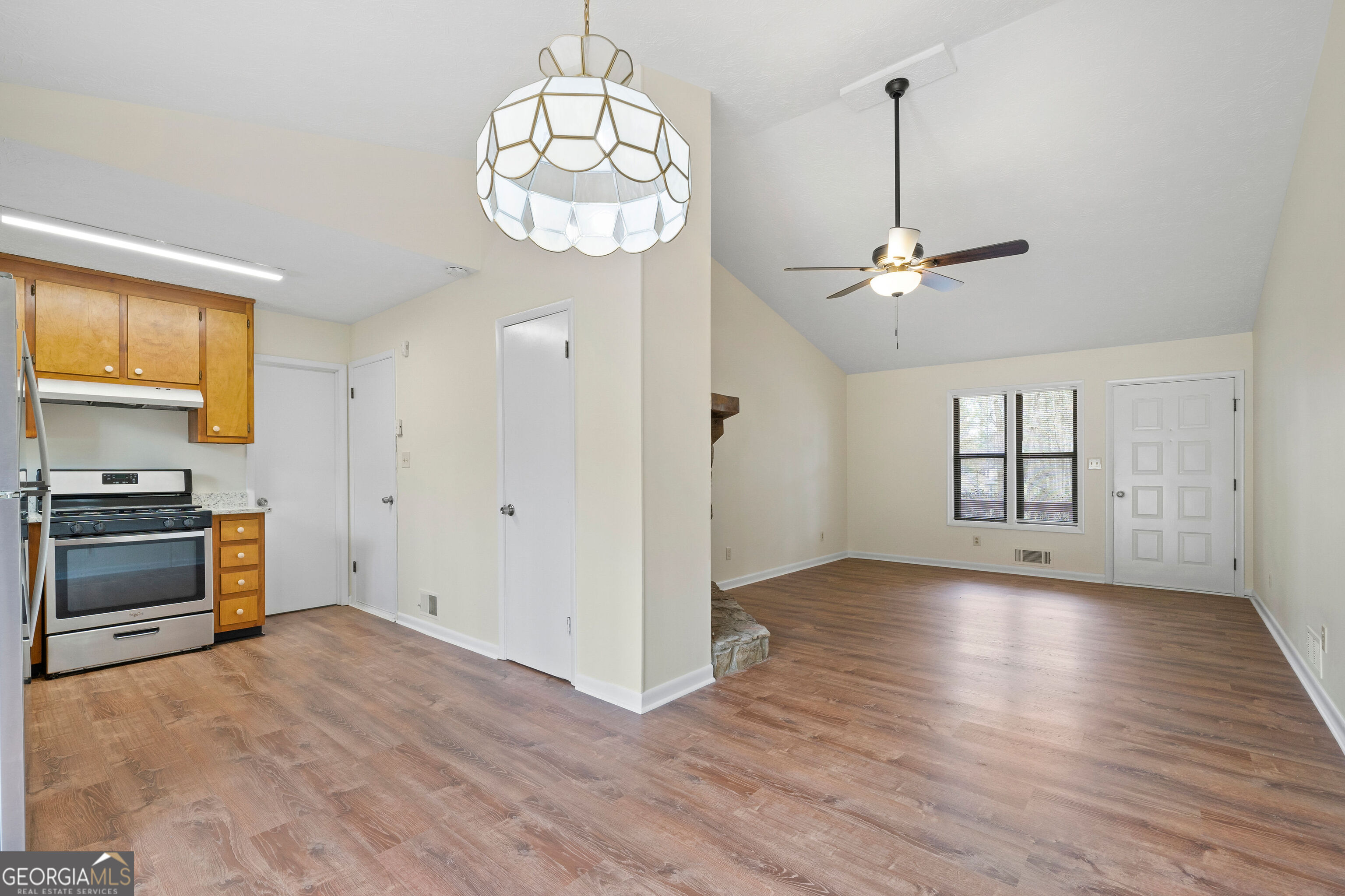 1358 Hardy Circle Property Photo 8