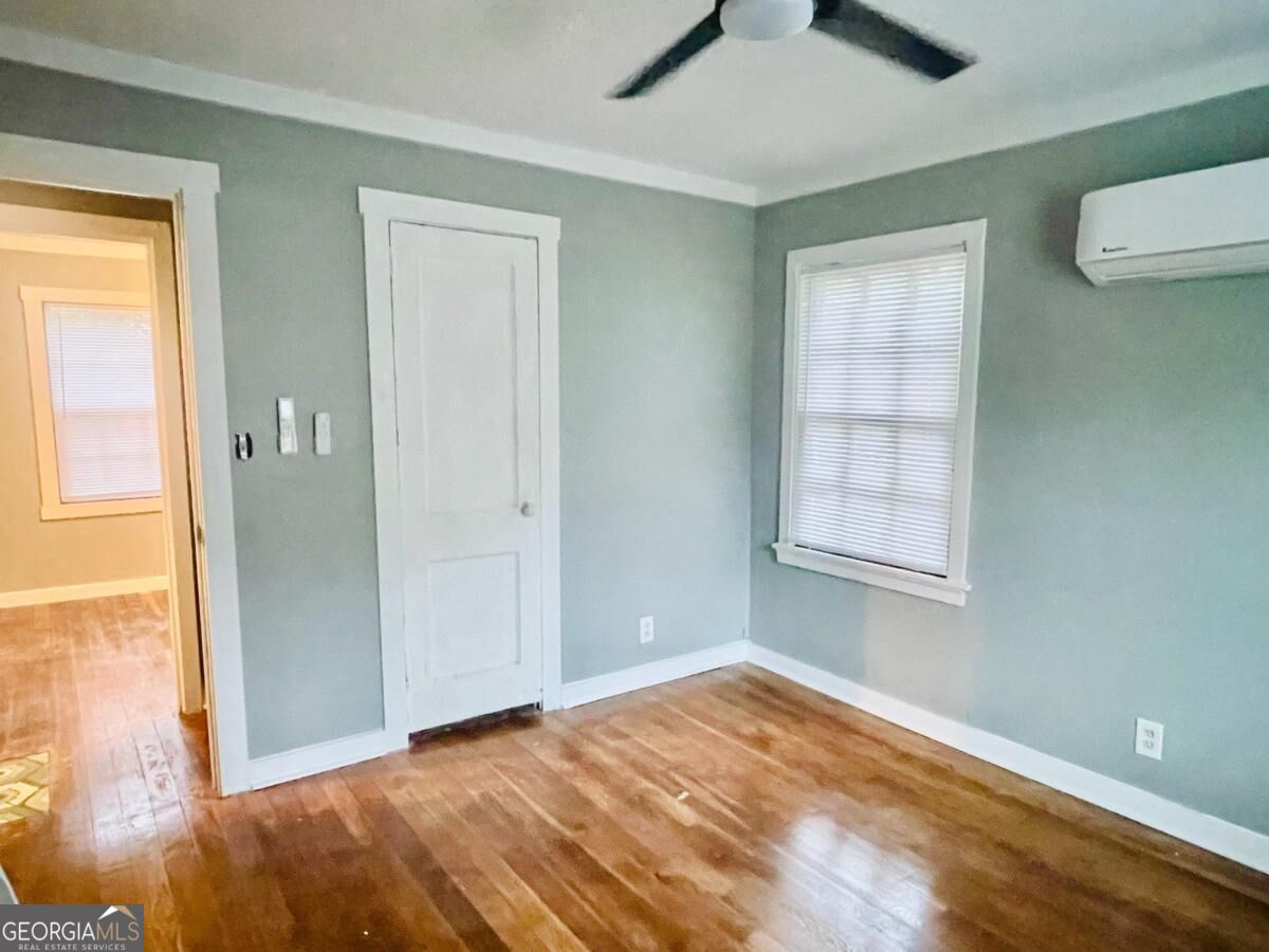 3518 Carroll Avenue Property Photo 10