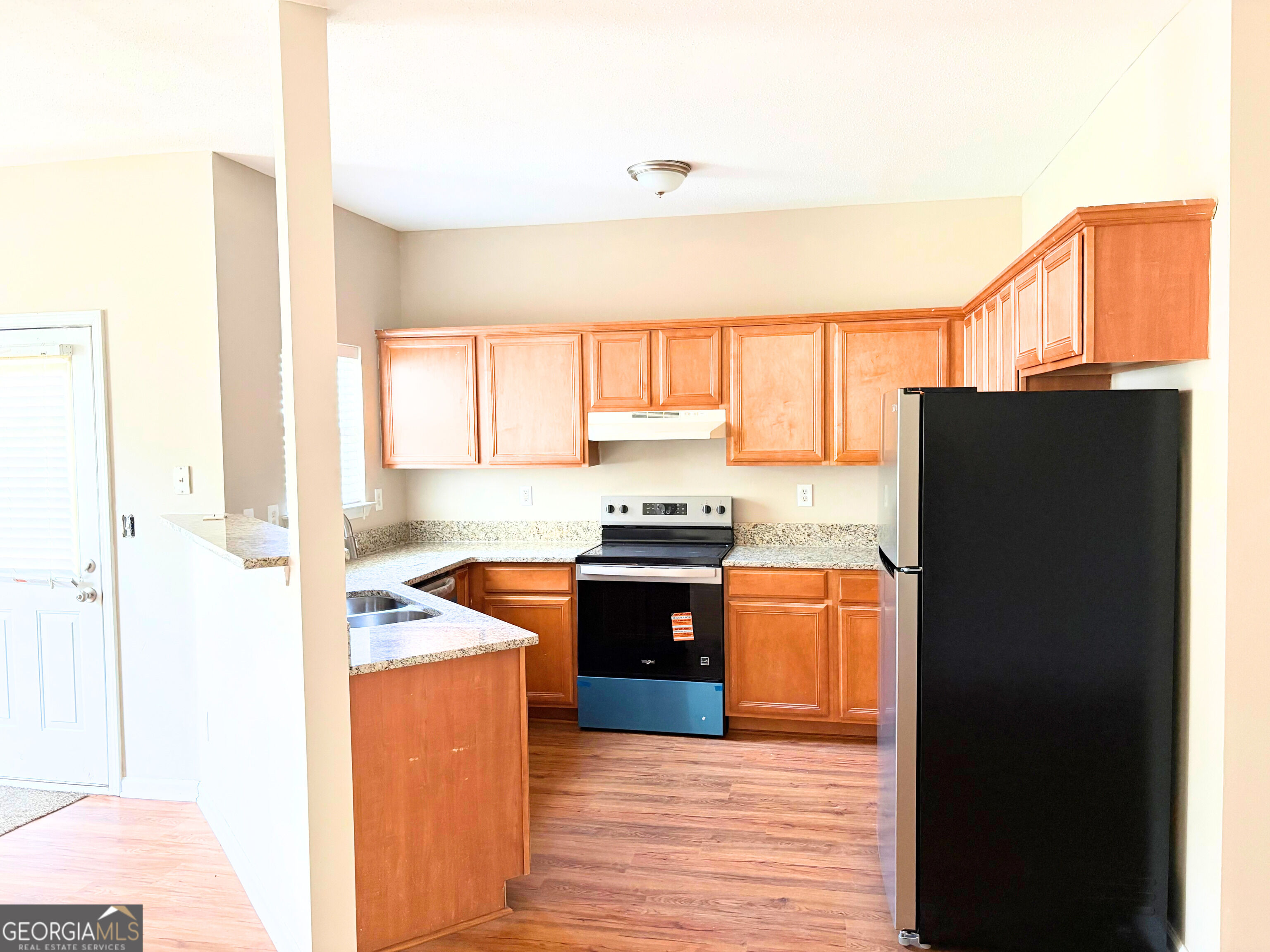 11315 Michelle Way Property Photo 4