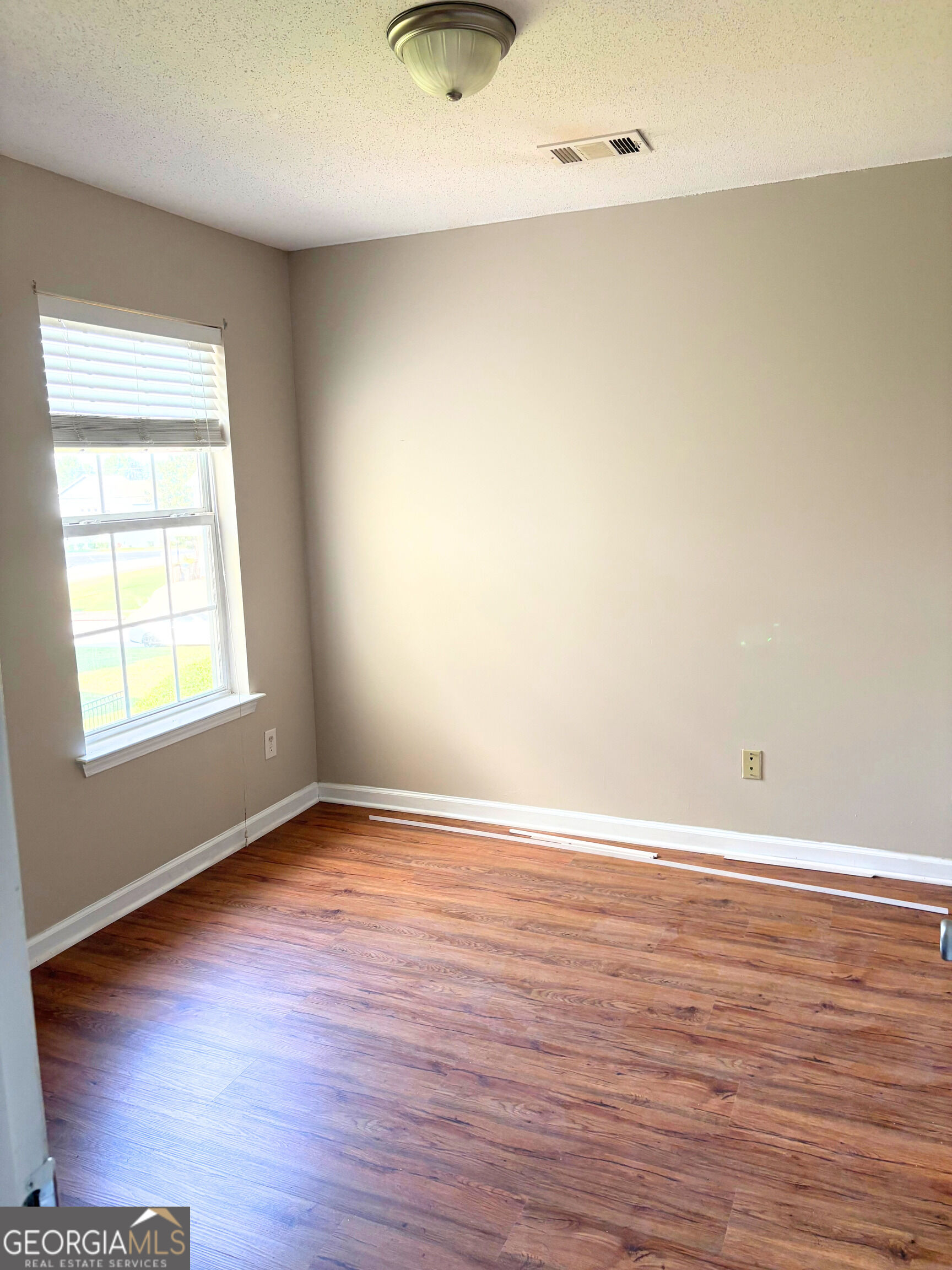11315 Michelle Way Property Photo 9