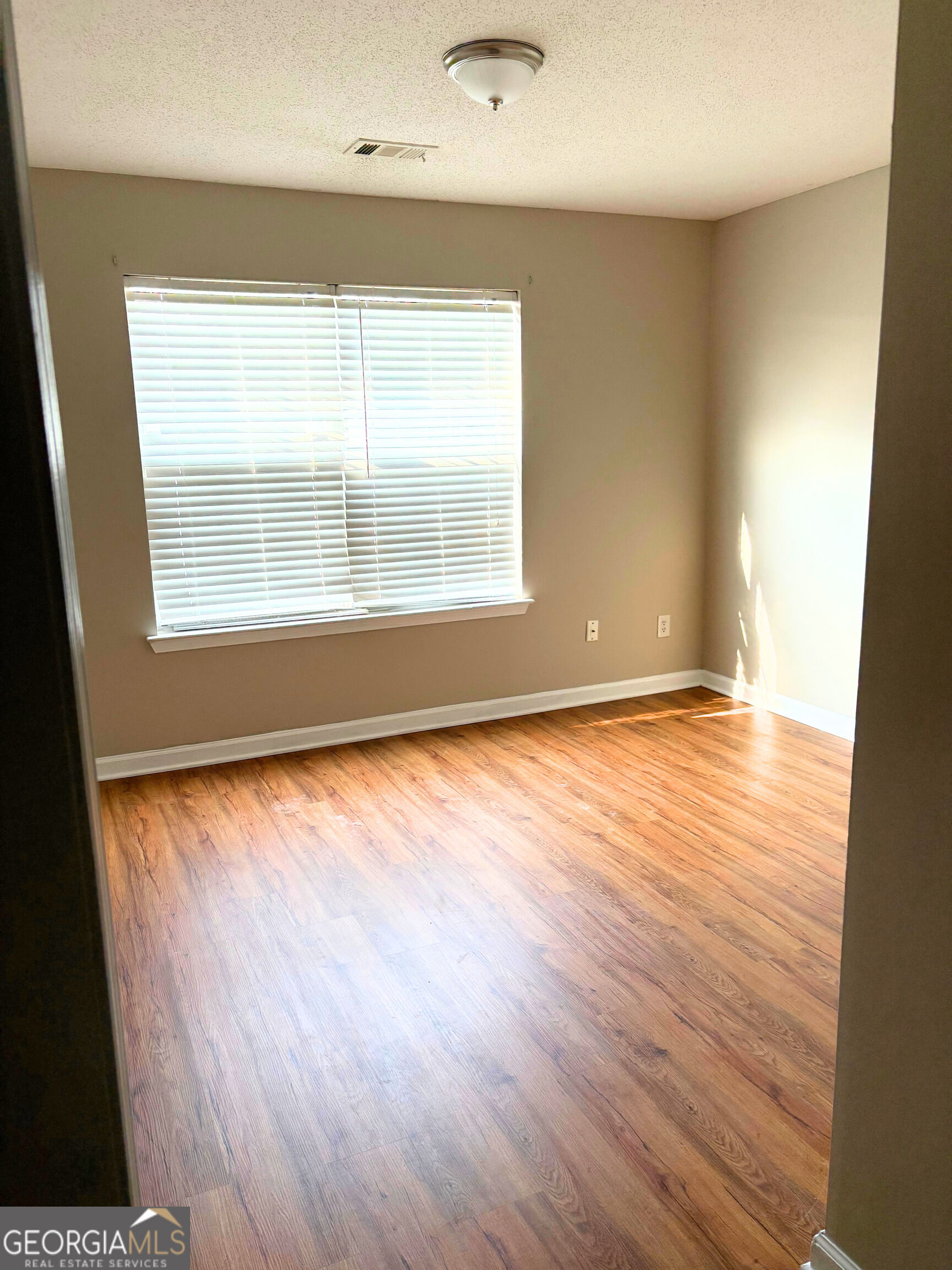 11315 Michelle Way Property Photo 10