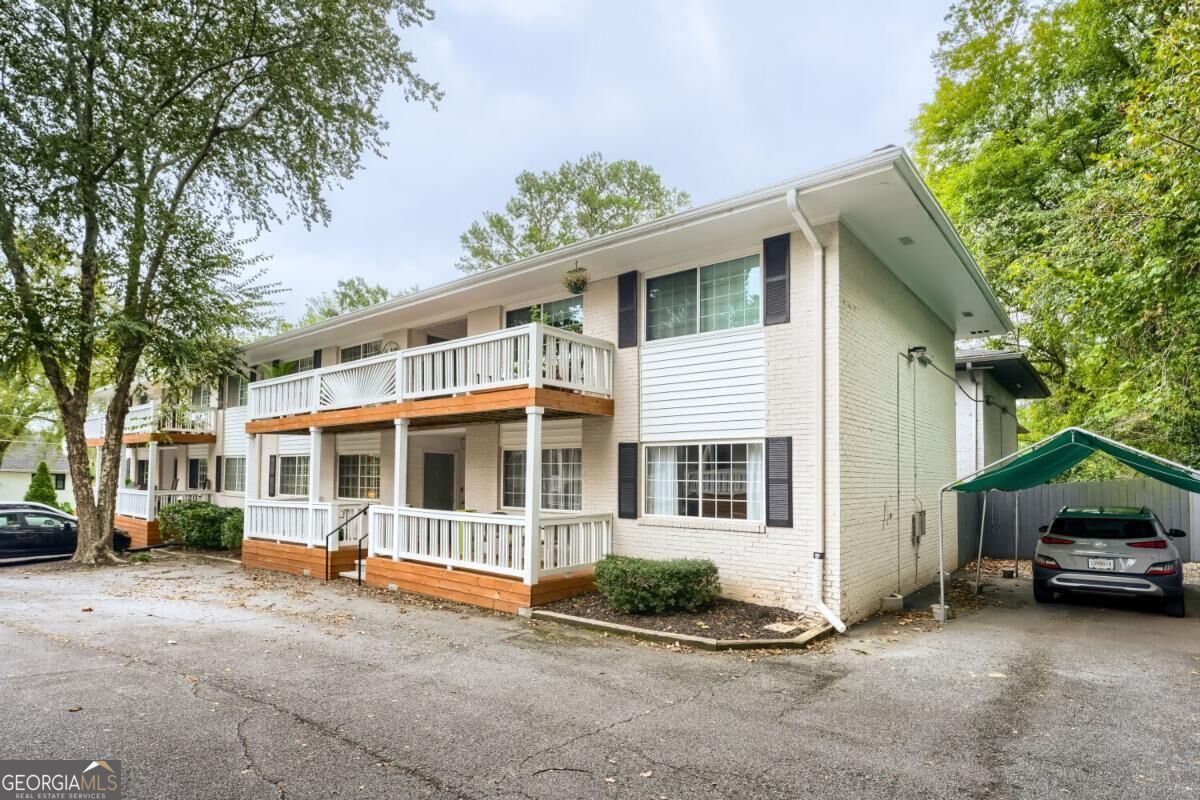 1988 Wellbourne Drive Ne # 6 Property Photo 2
