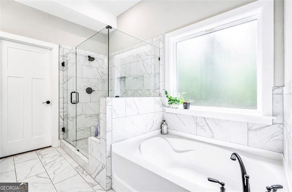 16 Stratford Way Property Photo 23
