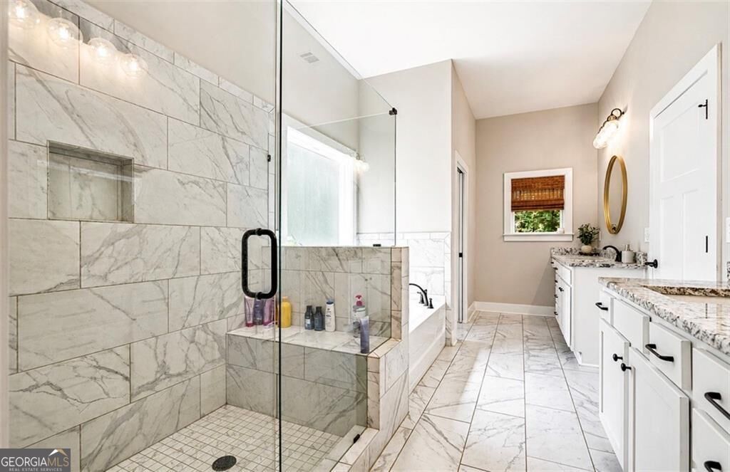16 Stratford Way Property Photo 25