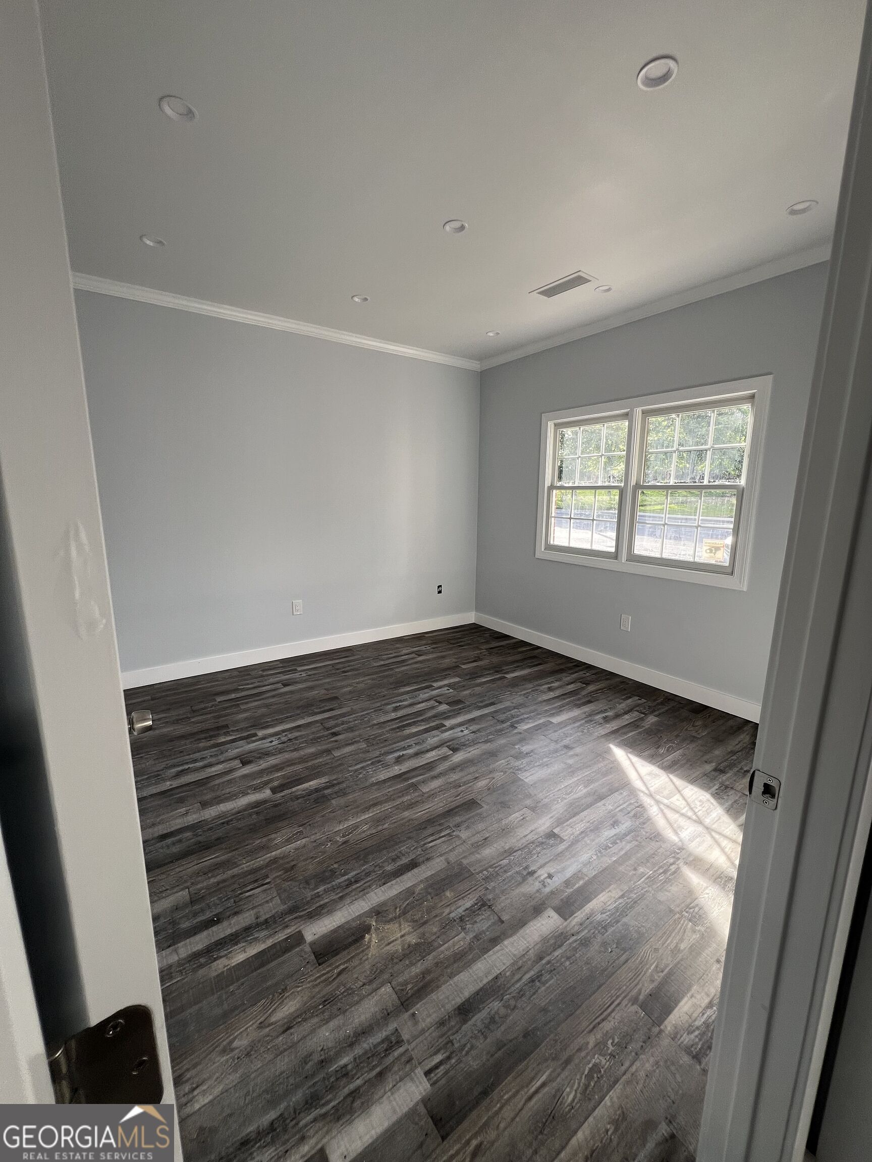 2925 Horizon Park Drive Unit C Property Photo 8