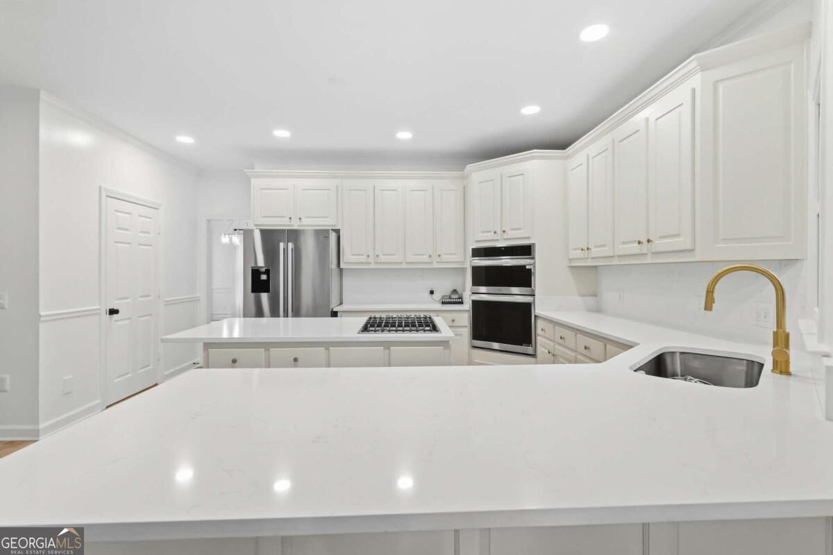 3355 Kates Way Property Photo 18