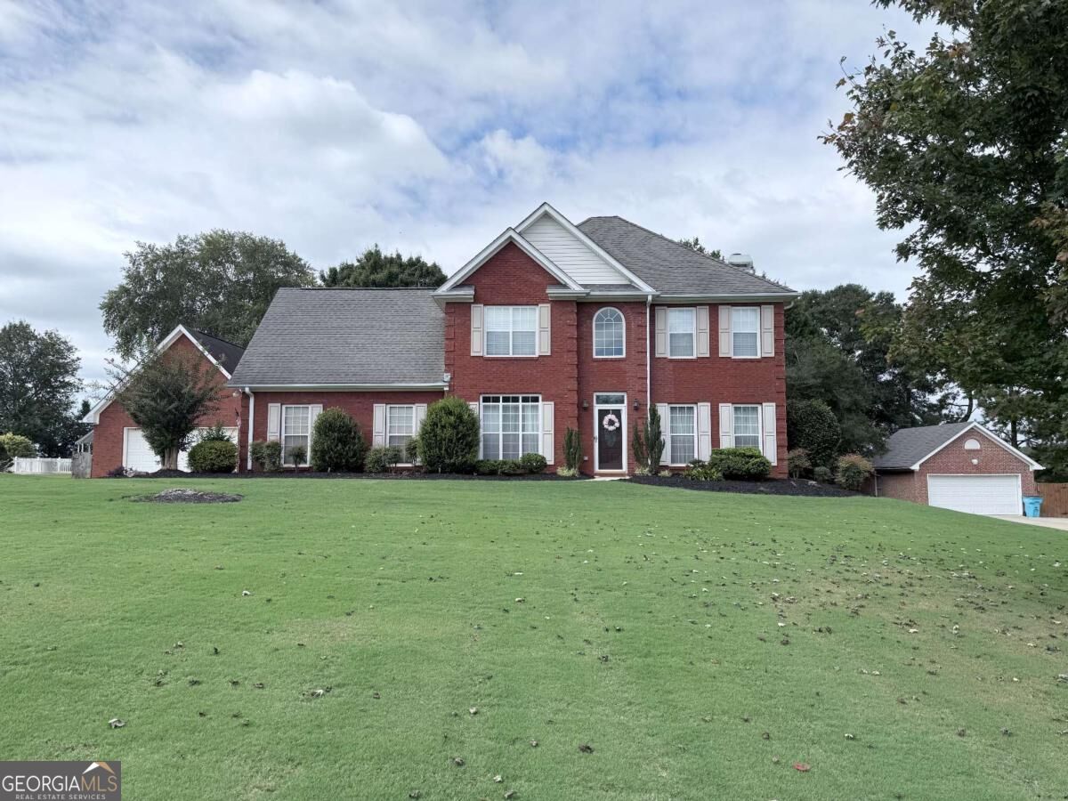 209 Ashley Drive Property Photo 1