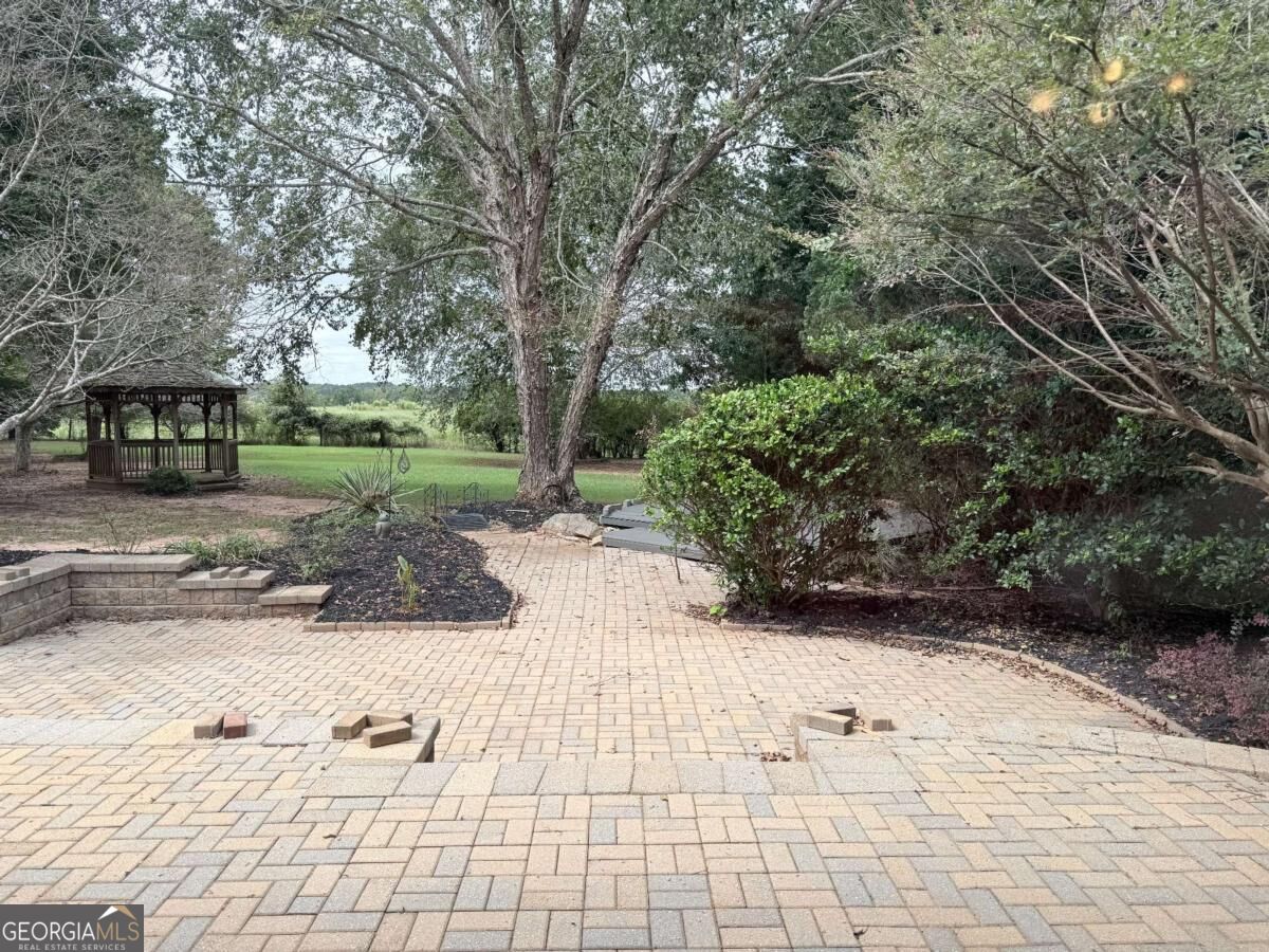209 Ashley Drive Property Photo 44