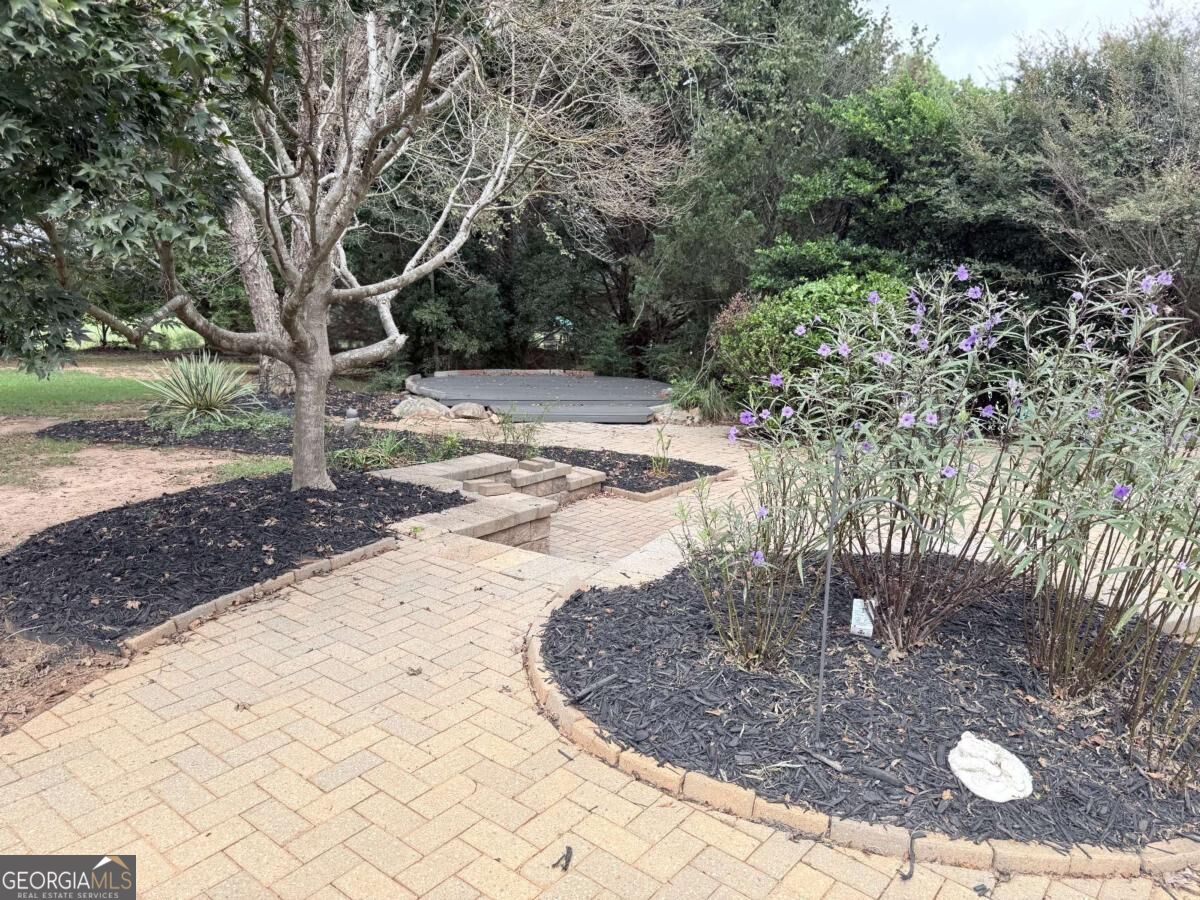209 Ashley Drive Property Photo 48