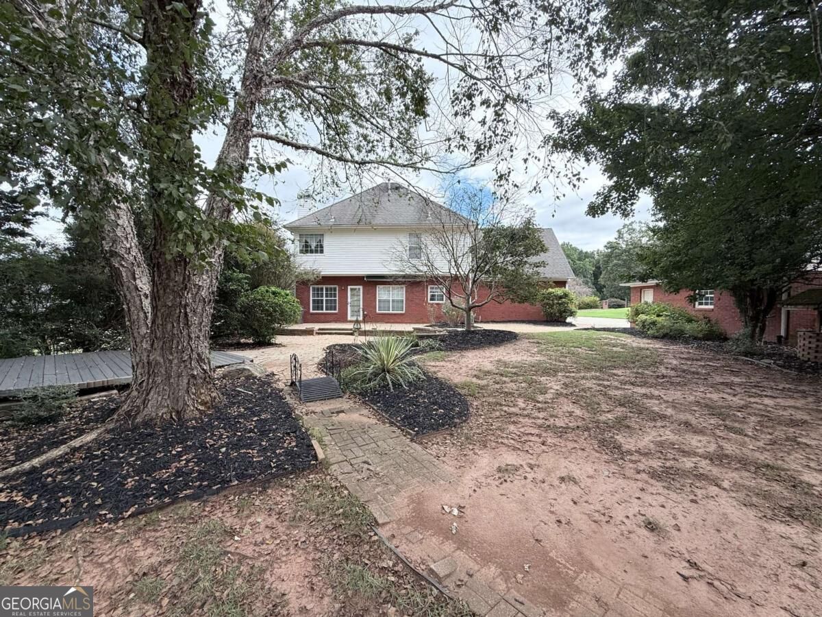 209 Ashley Drive Property Photo 54