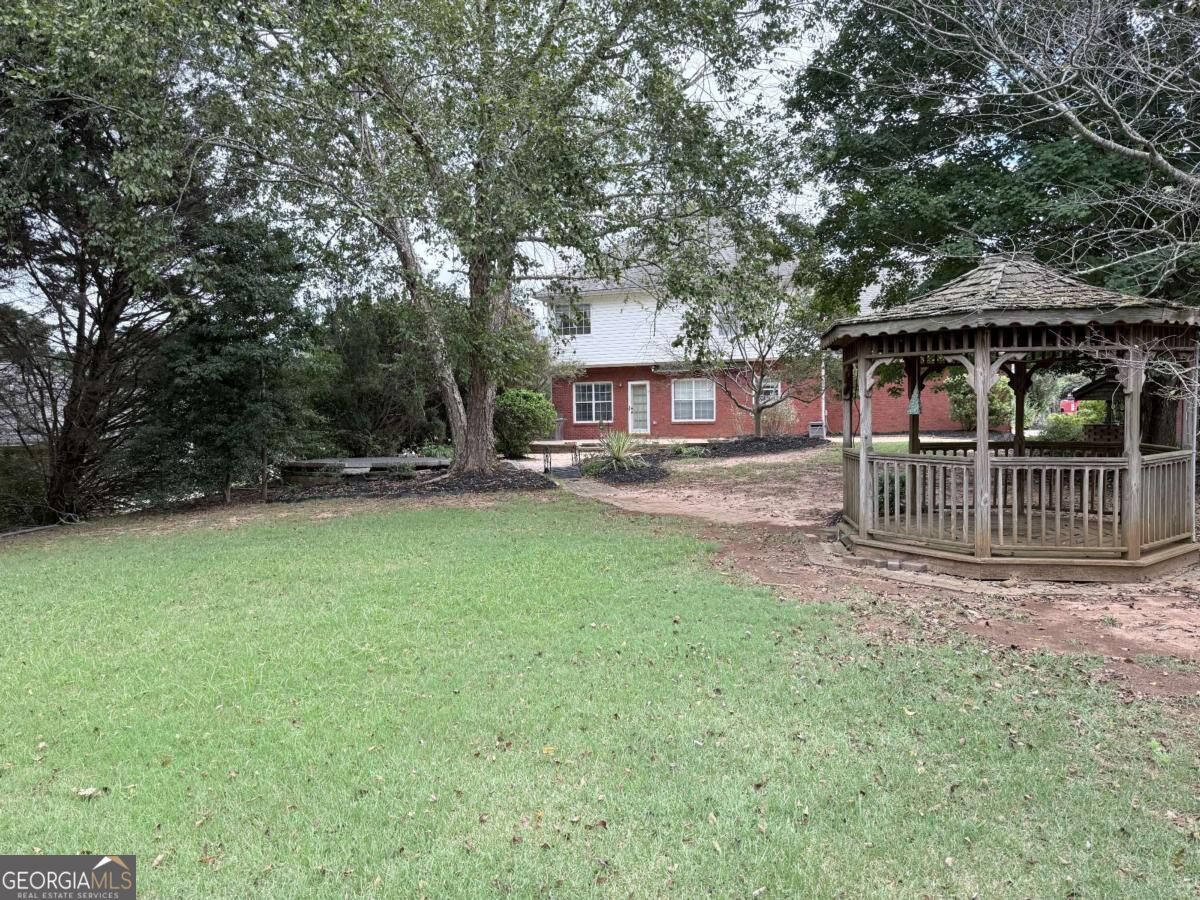 209 Ashley Drive Property Photo 56