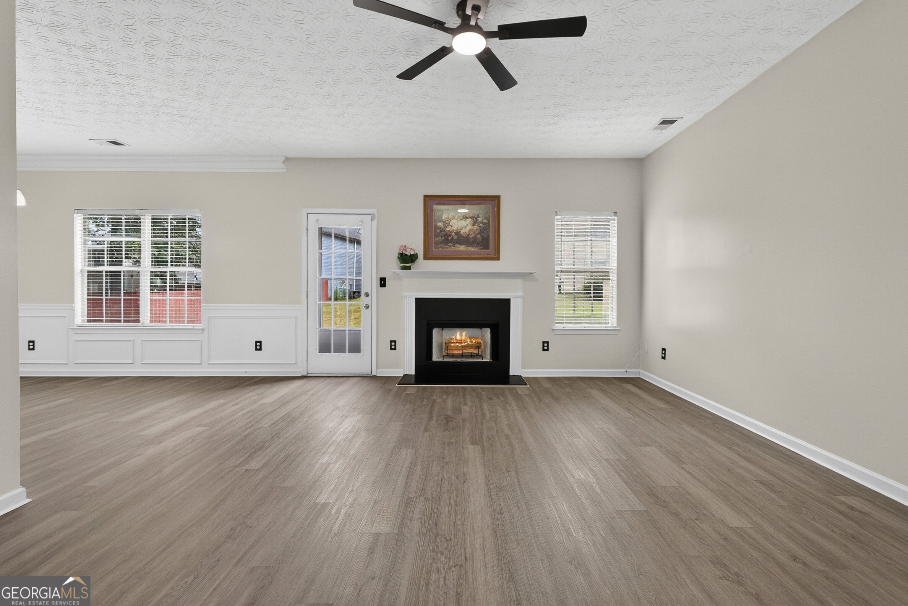 11240 Aliyah Drive Property Photo 8