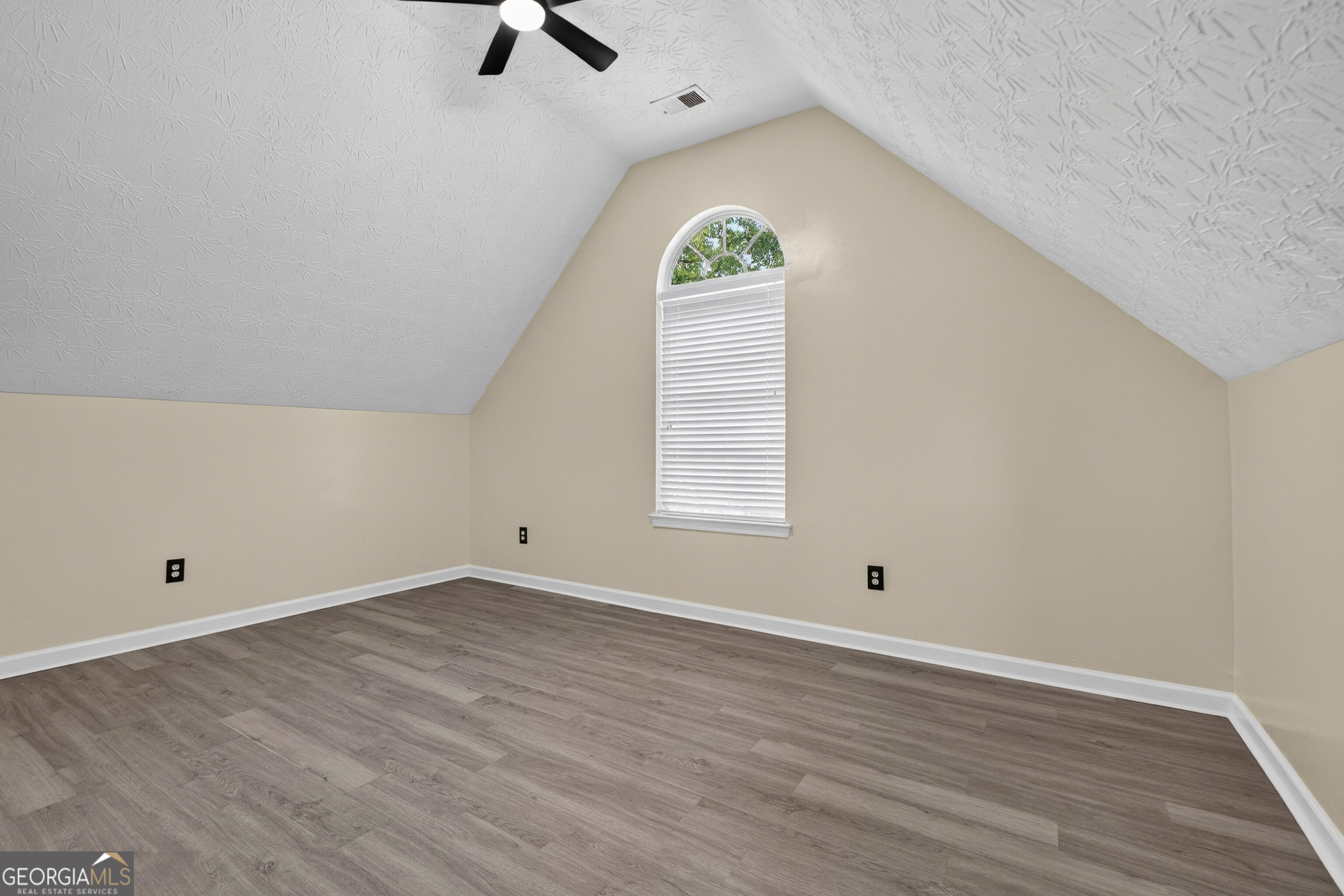 11240 Aliyah Drive Property Photo 29