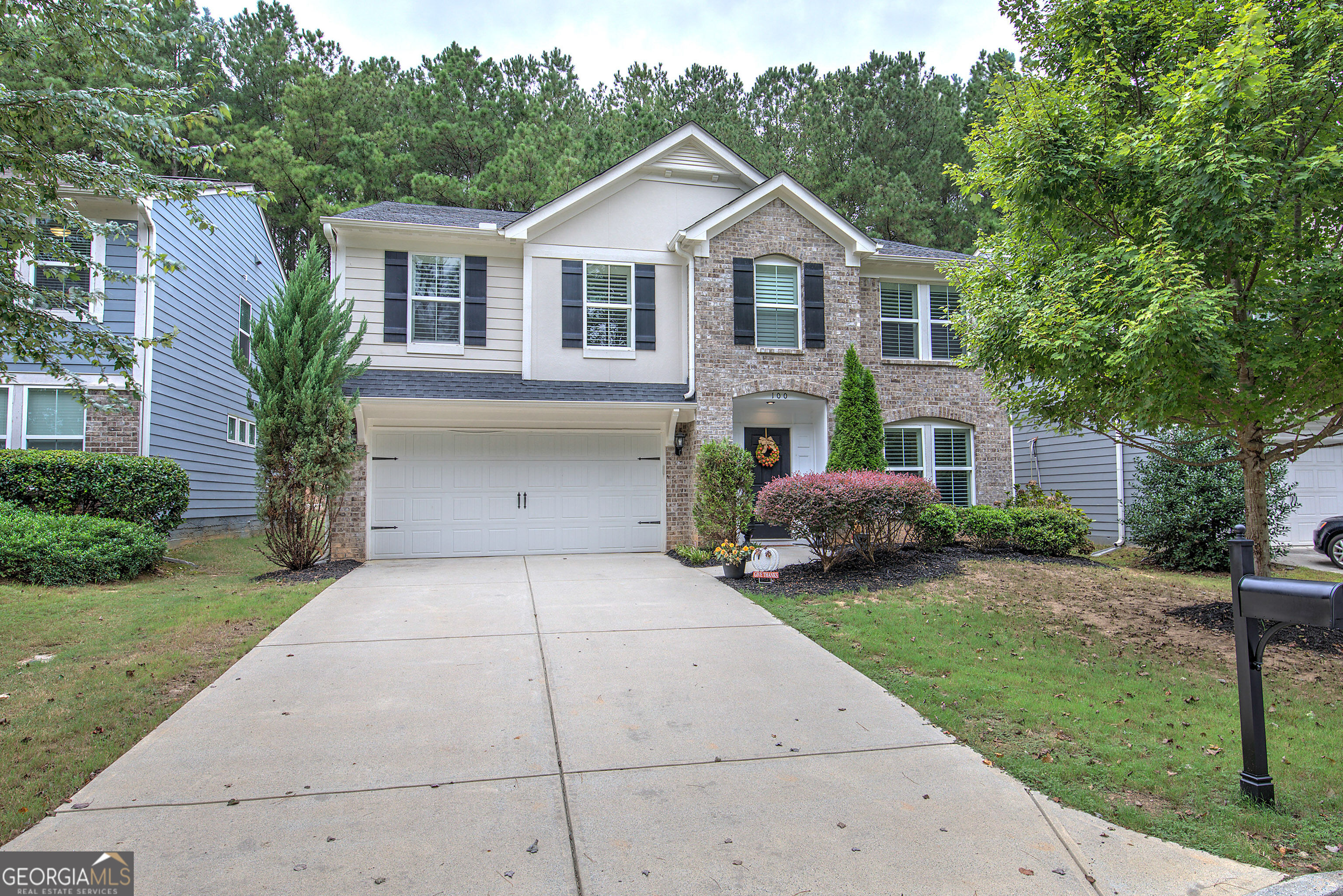 100 Moonlit Trail Property Photo 4