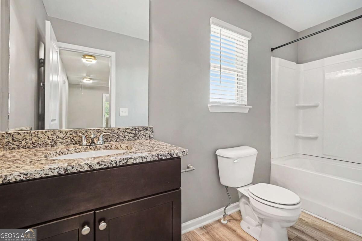 1128 Oak Hollow Lane Property Photo 22