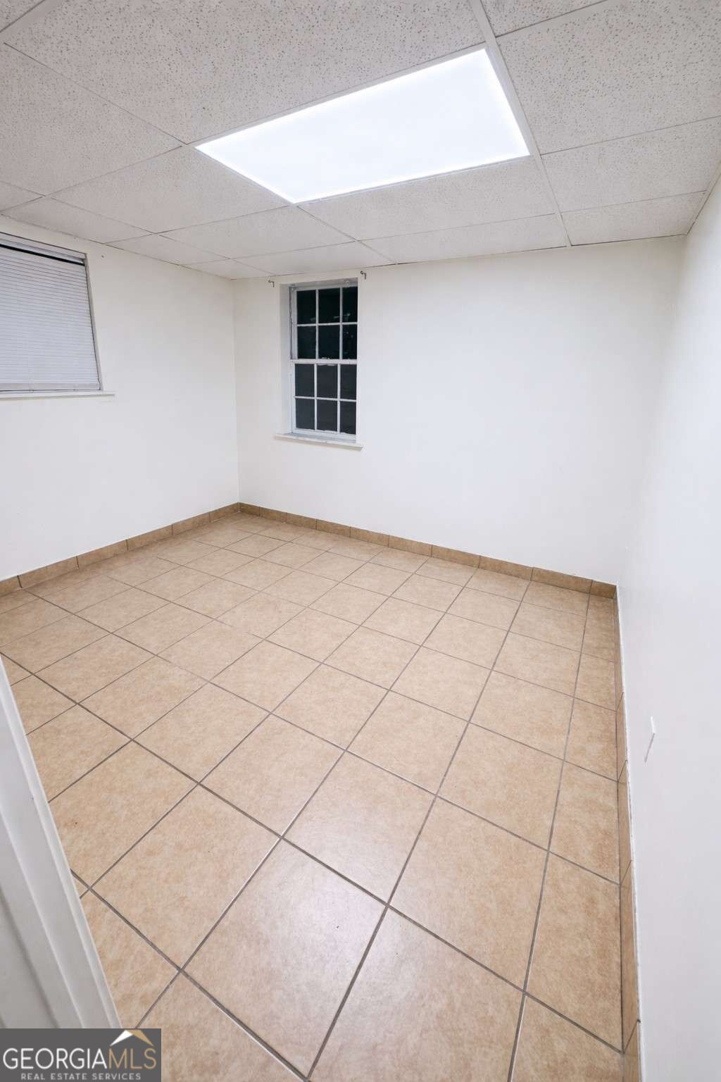 220 Sandy Springs Place # D Property Photo 8