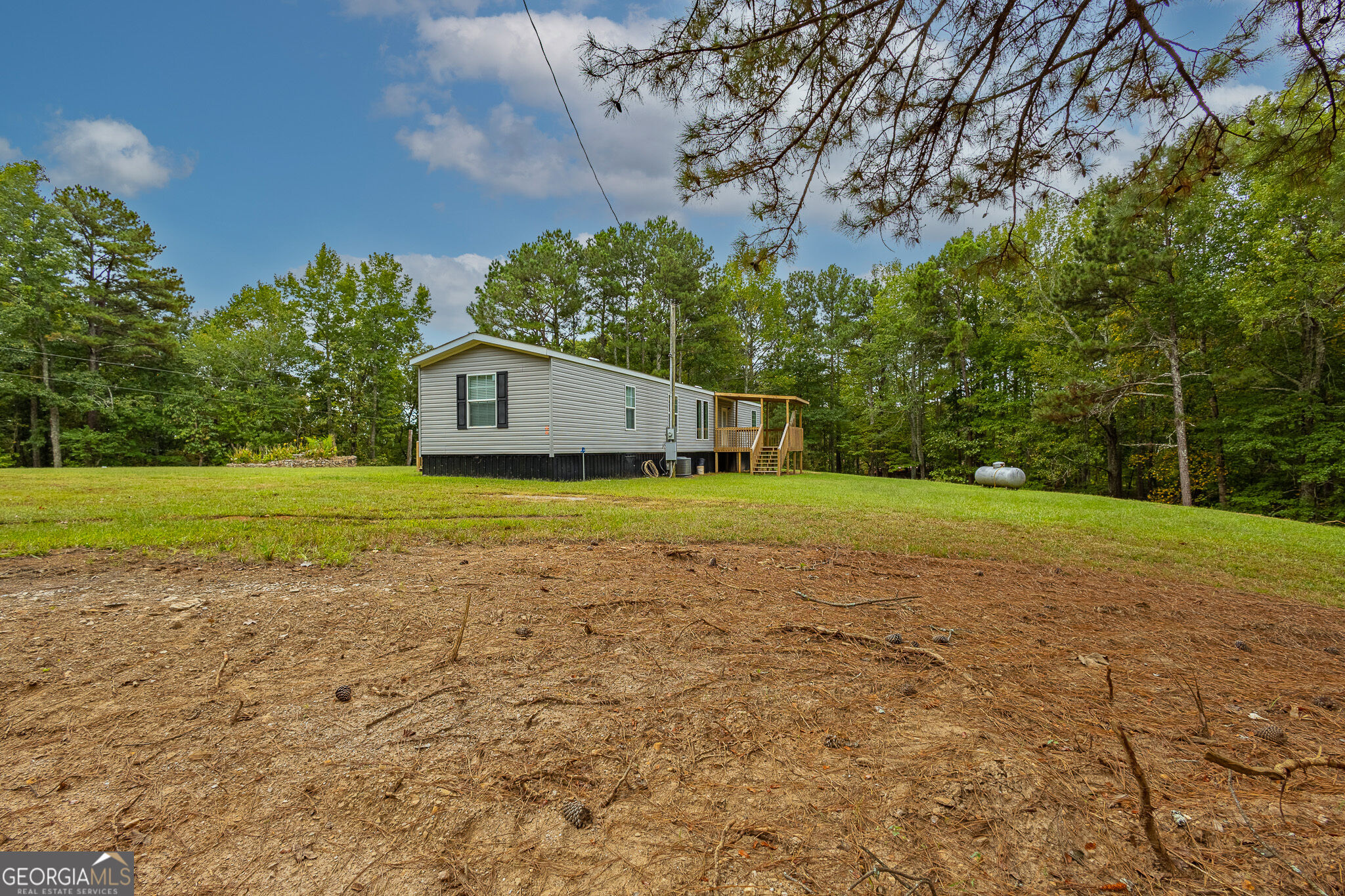 2569 County Road 5 Property Photo 2