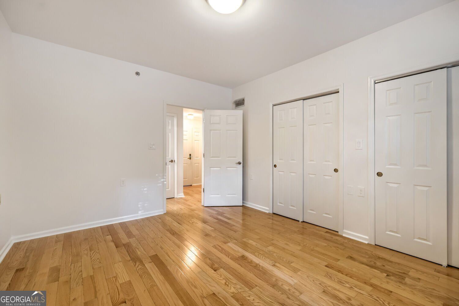 1800 Clairmont Lake # 218 Property Photo 19