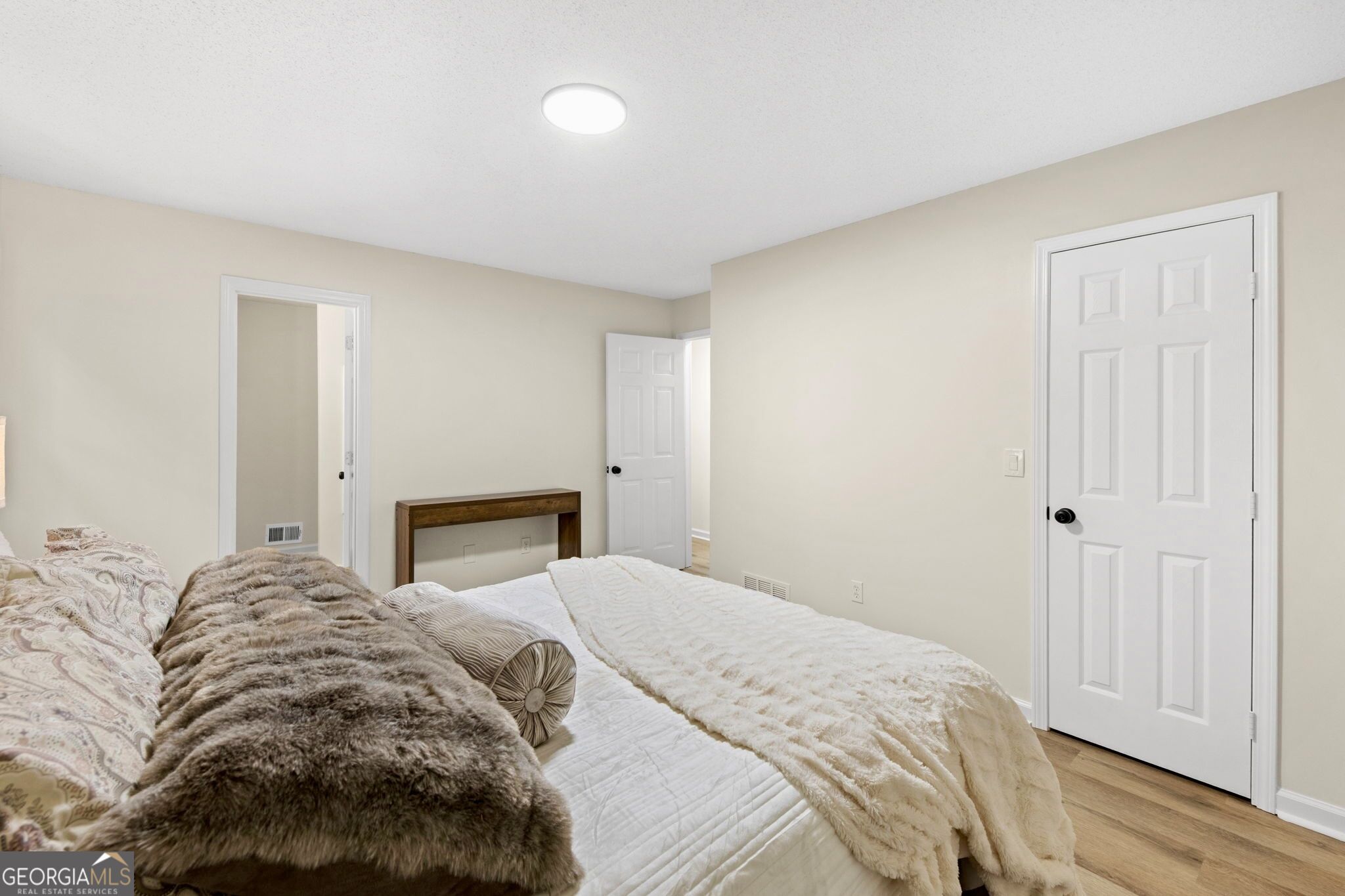 4585 Muirwood Circle Property Photo 14