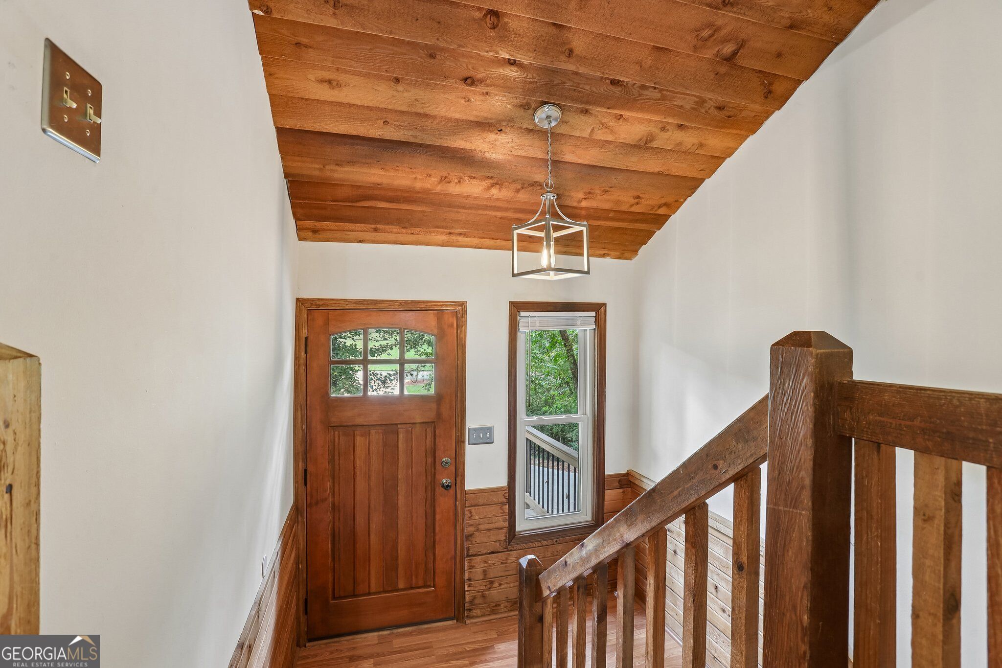 231 Sabrina Court Property Photo 3
