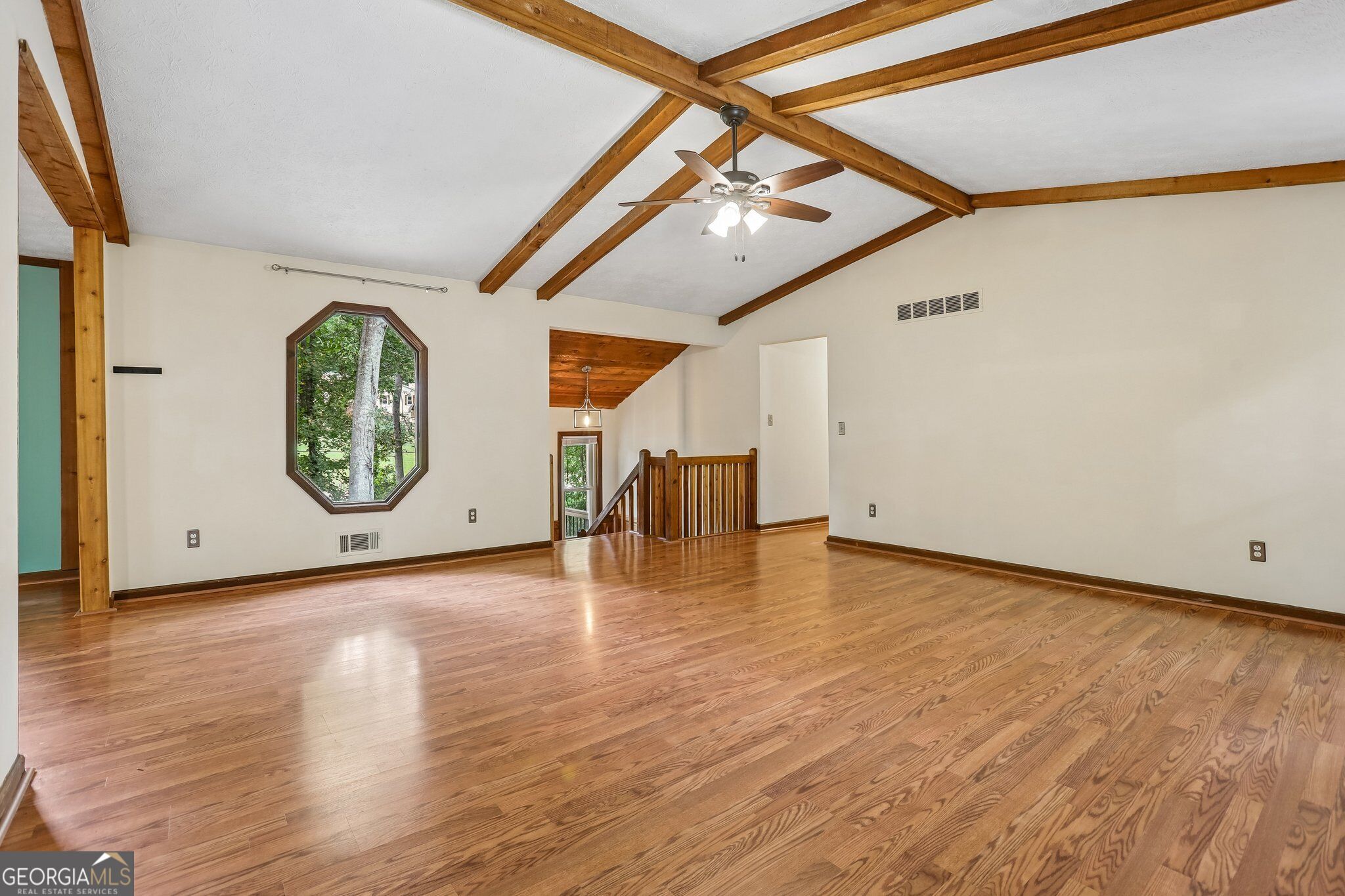 231 Sabrina Court Property Photo 7