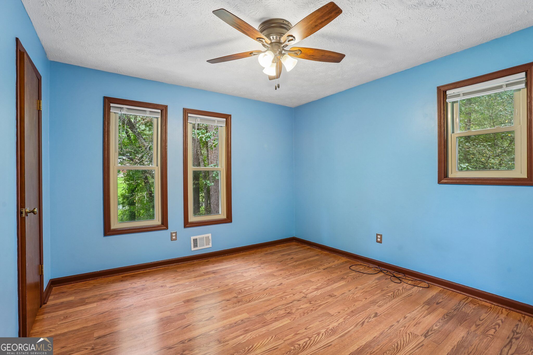 231 Sabrina Court Property Photo 28