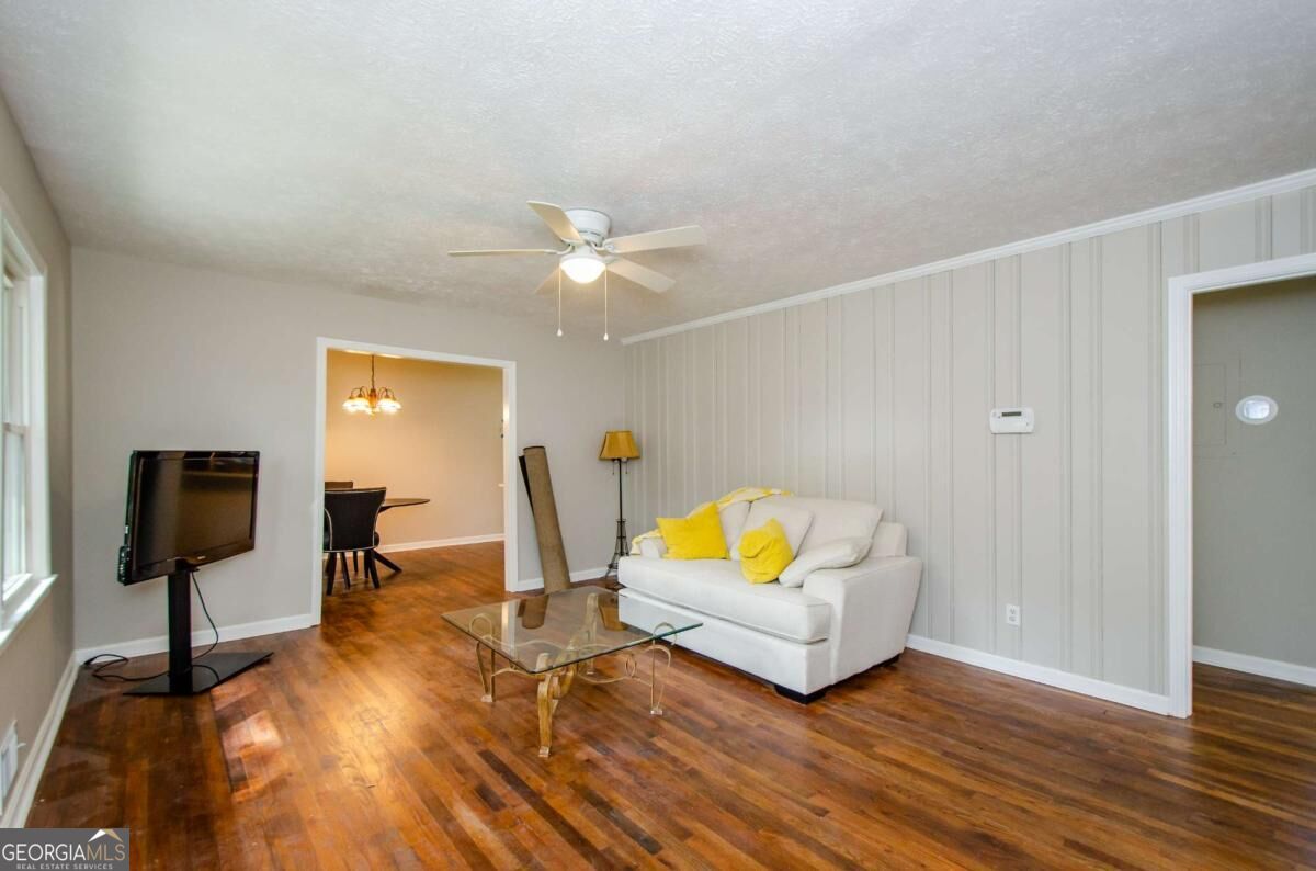 123 Arnold Place Property Photo 3
