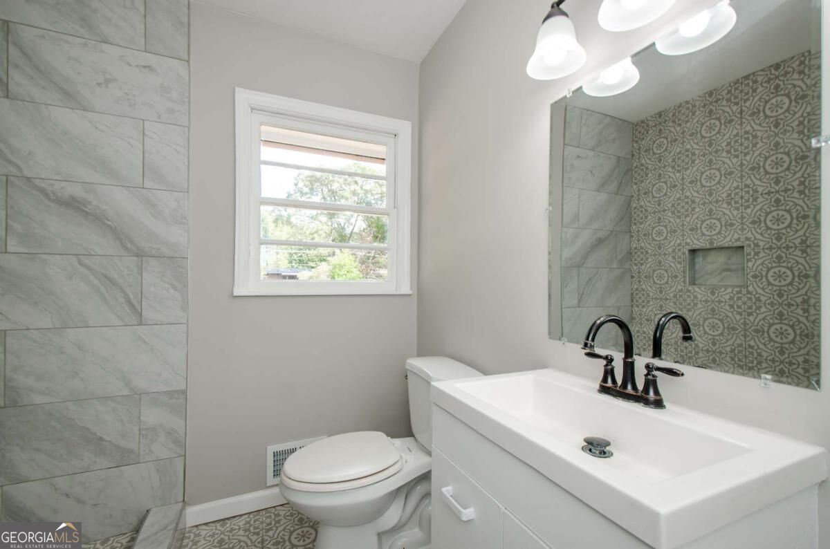 123 Arnold Place Property Photo 20