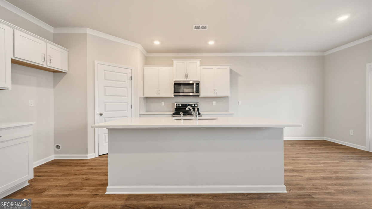 1021 Amerson Court # 32 Property Photo 13