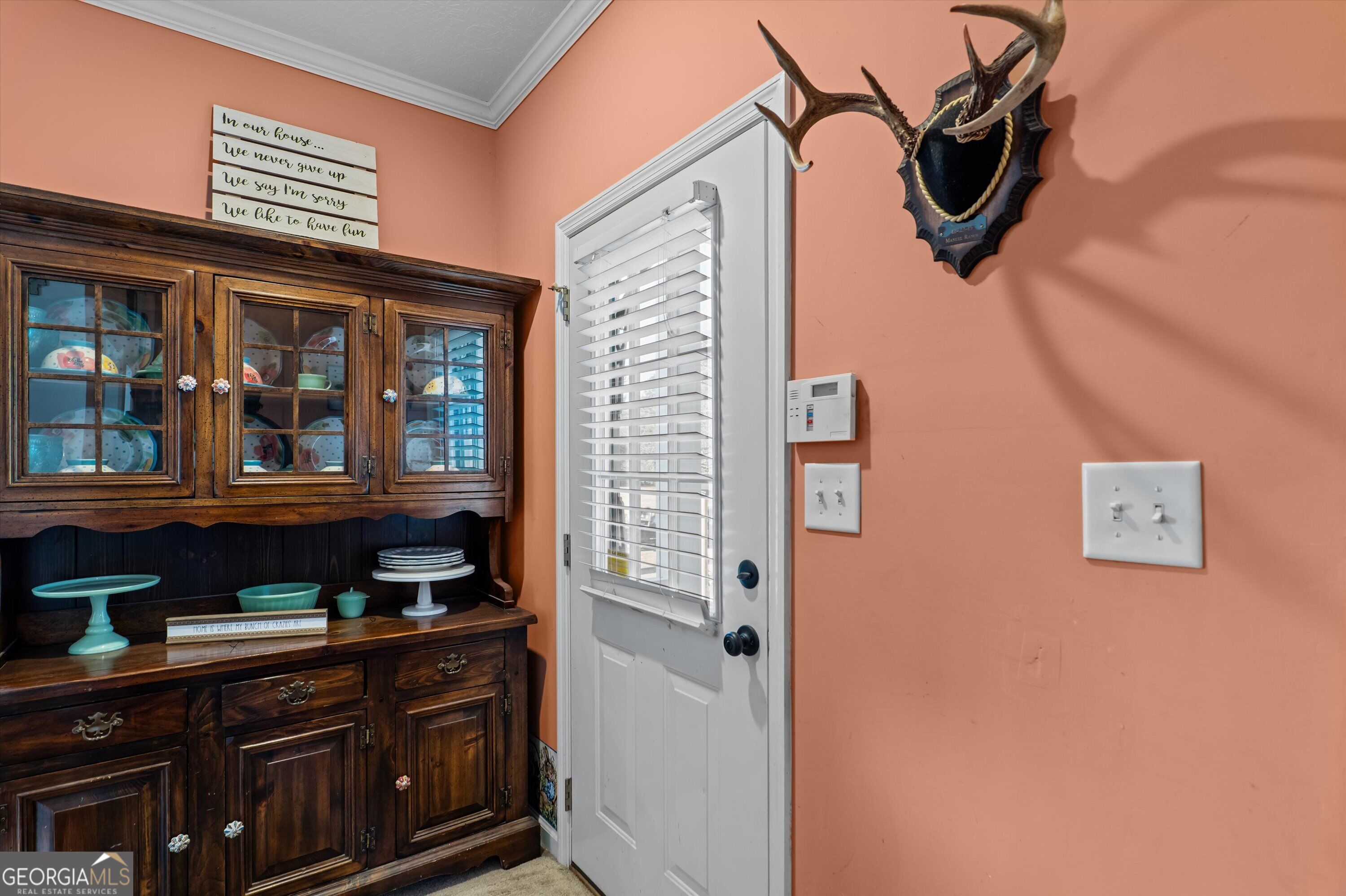 5660 White Oak Road Property Photo 3
