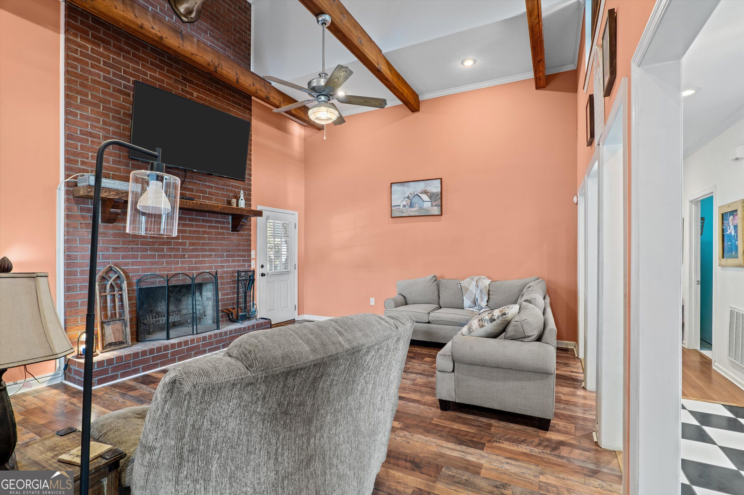 5660 White Oak Road Property Photo 8