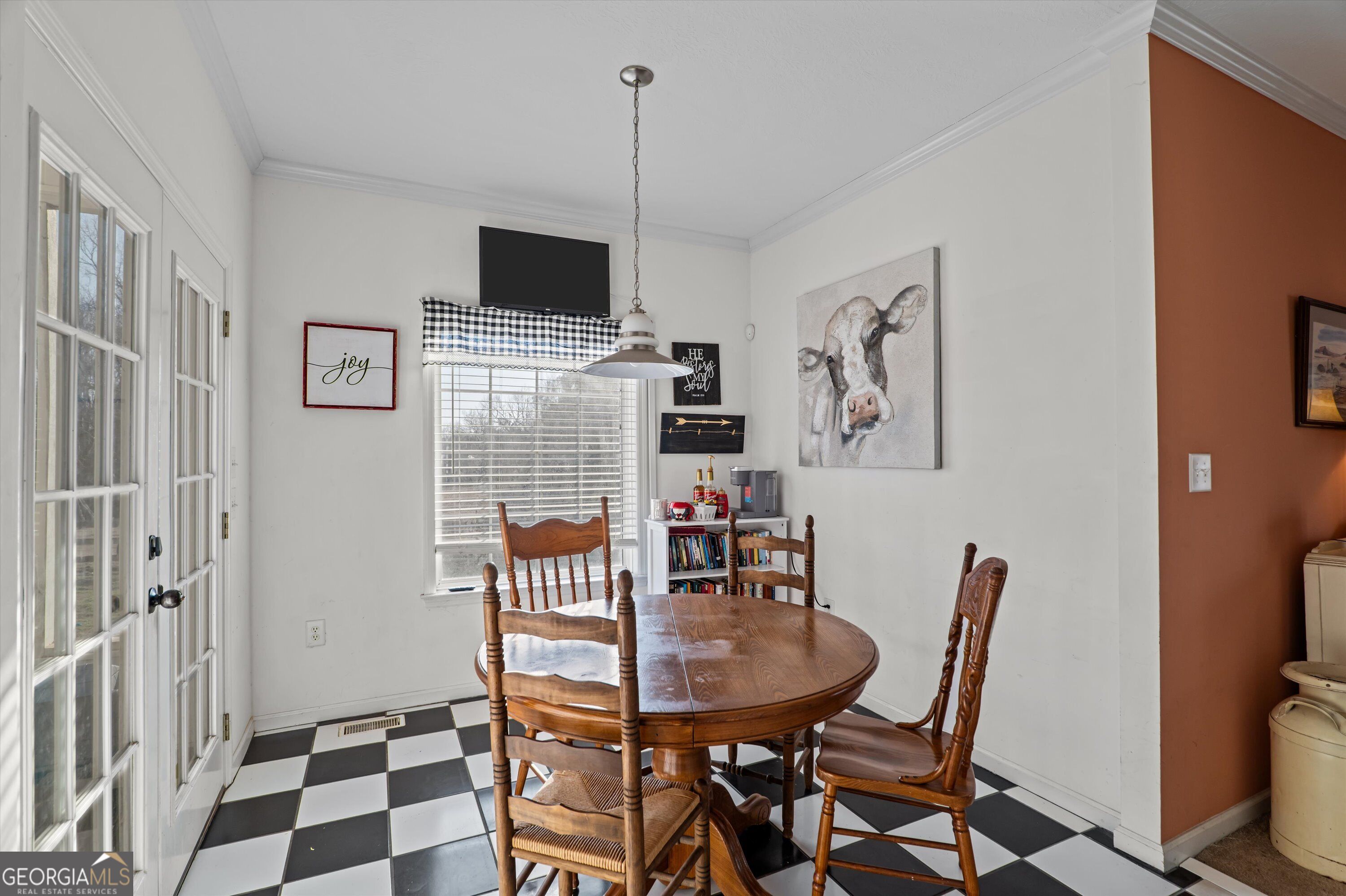 5660 White Oak Road Property Photo 16