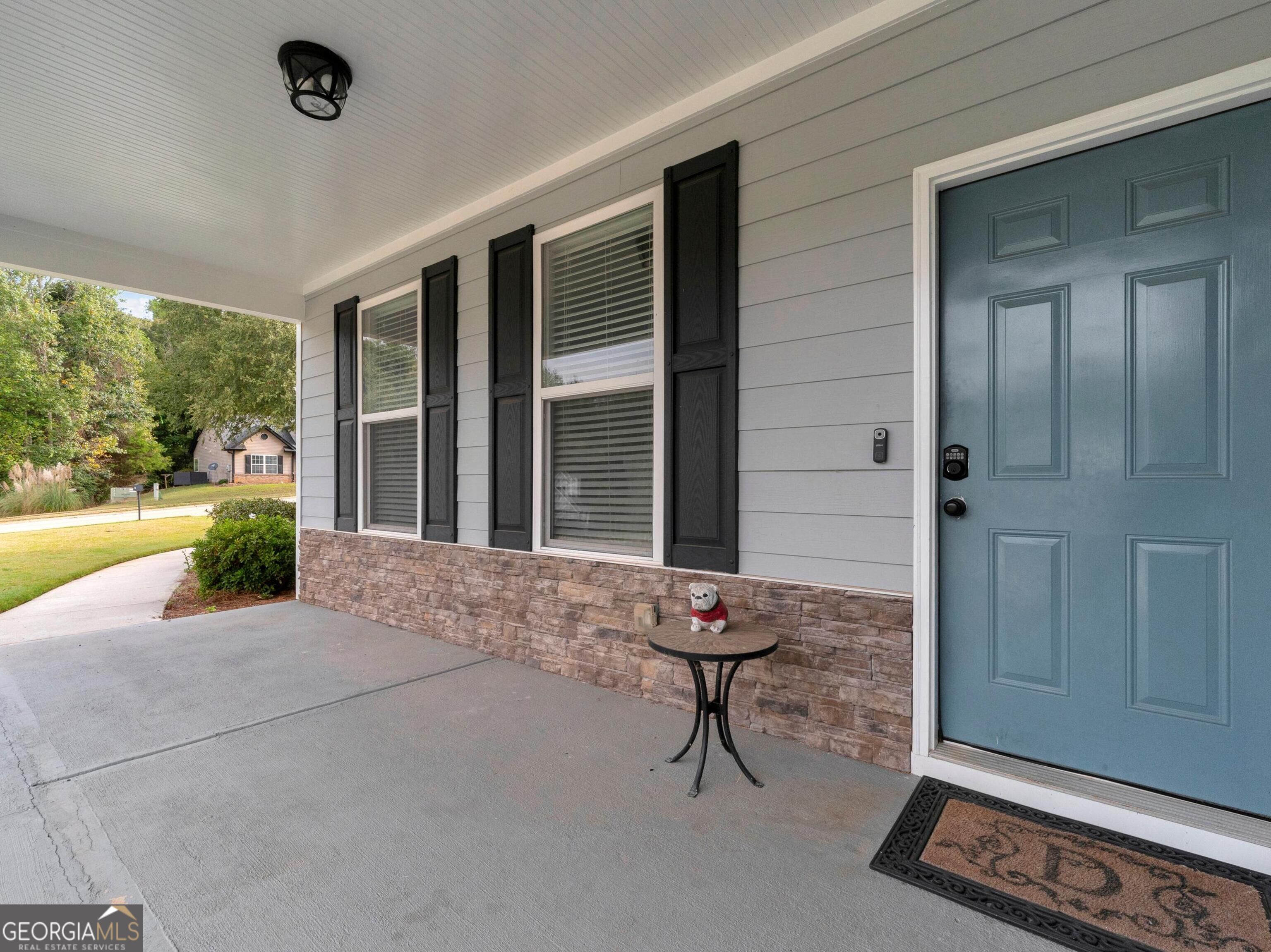 1377 Charleston Avenue Property Photo 2