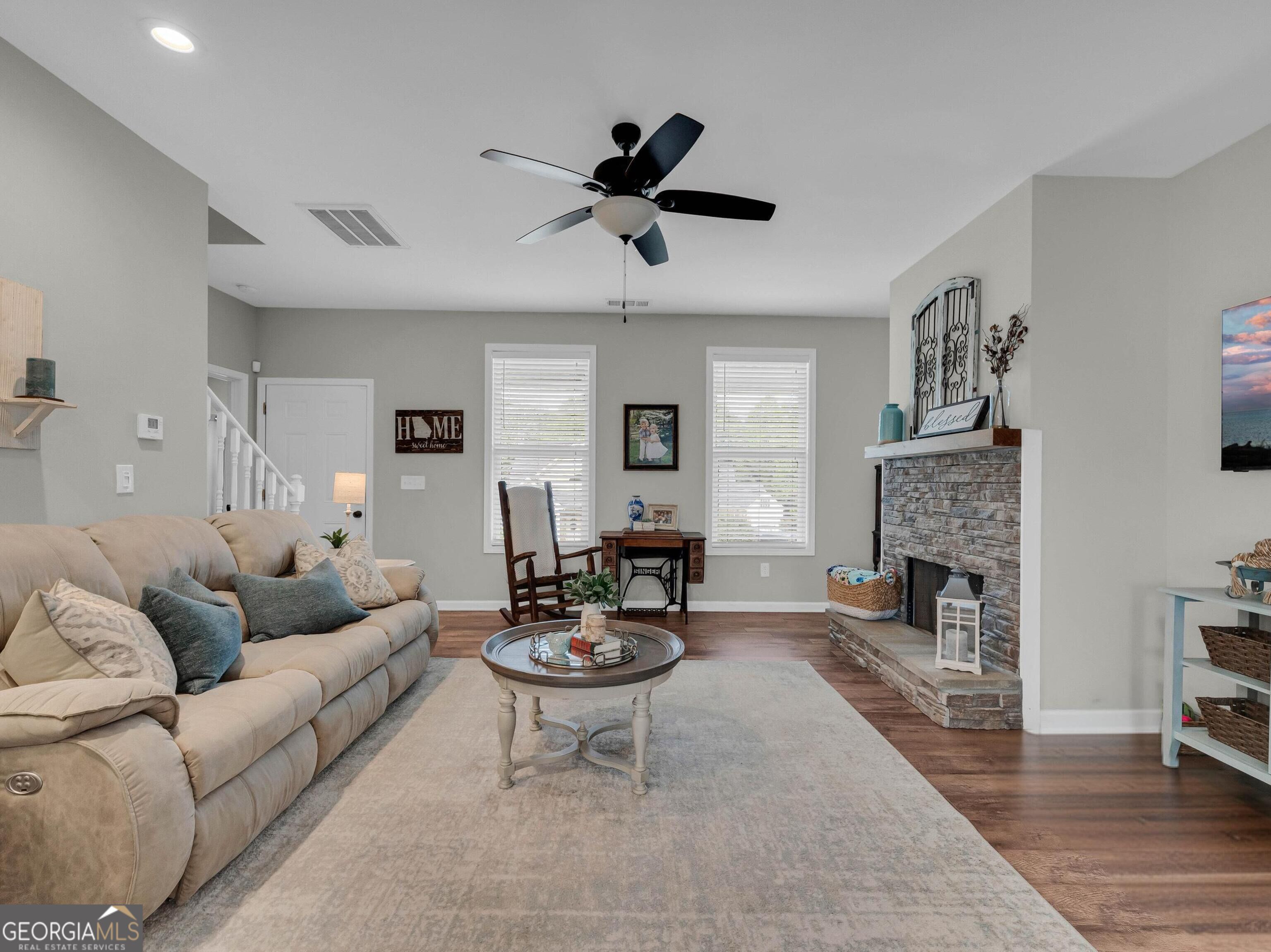 1377 Charleston Avenue Property Photo 4