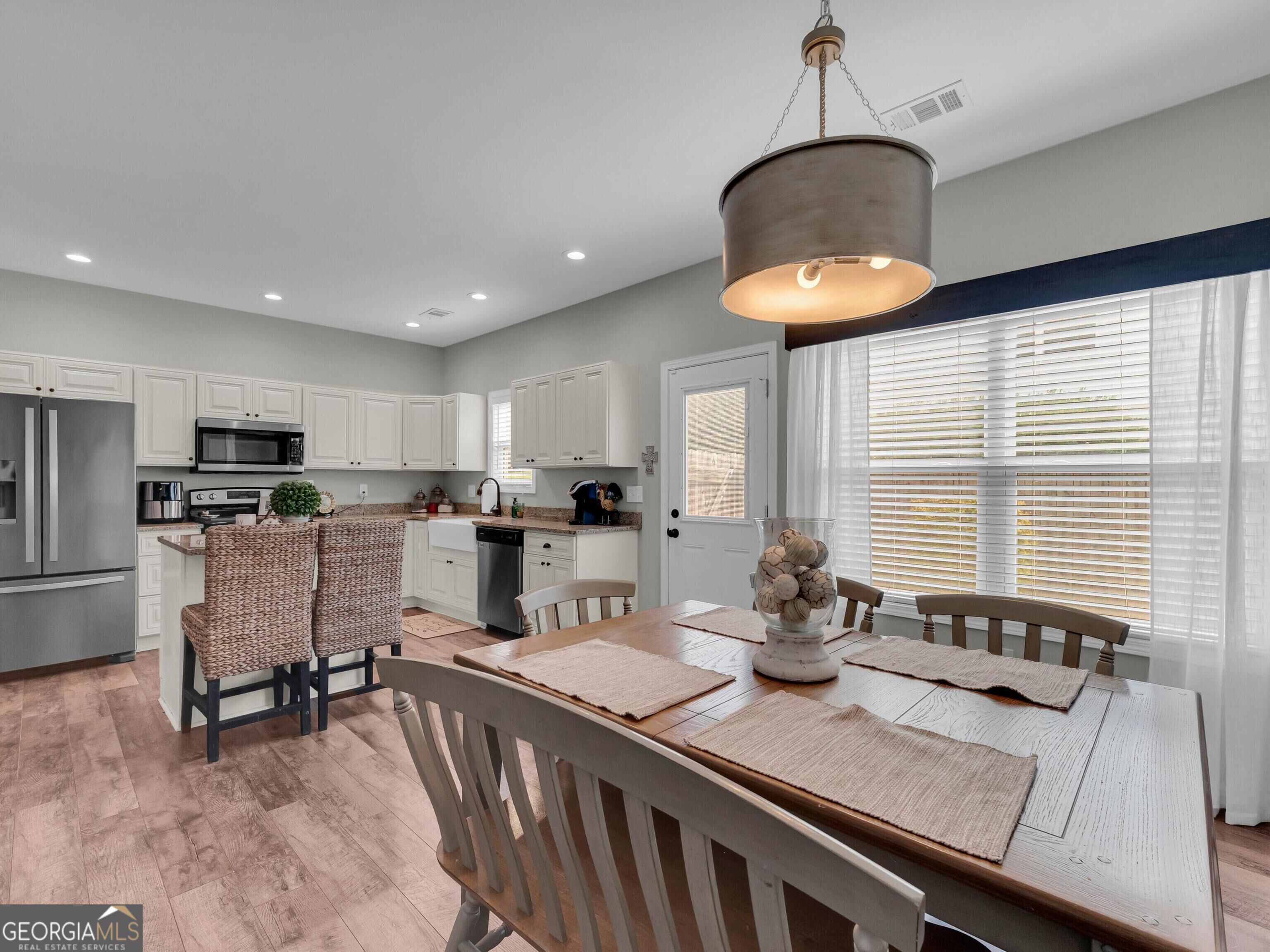 1377 Charleston Avenue Property Photo 10