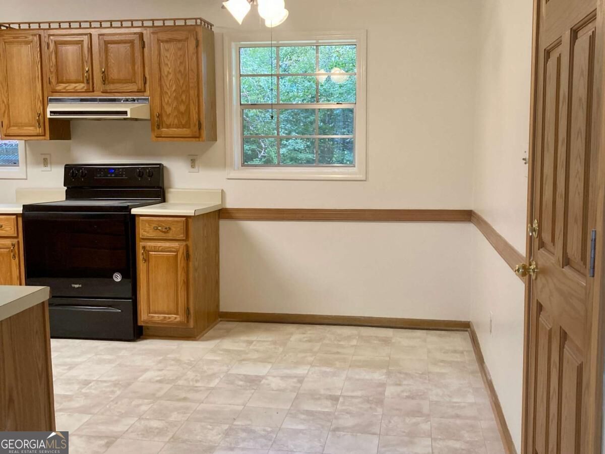 50 Foxboro Court Property Photo 6