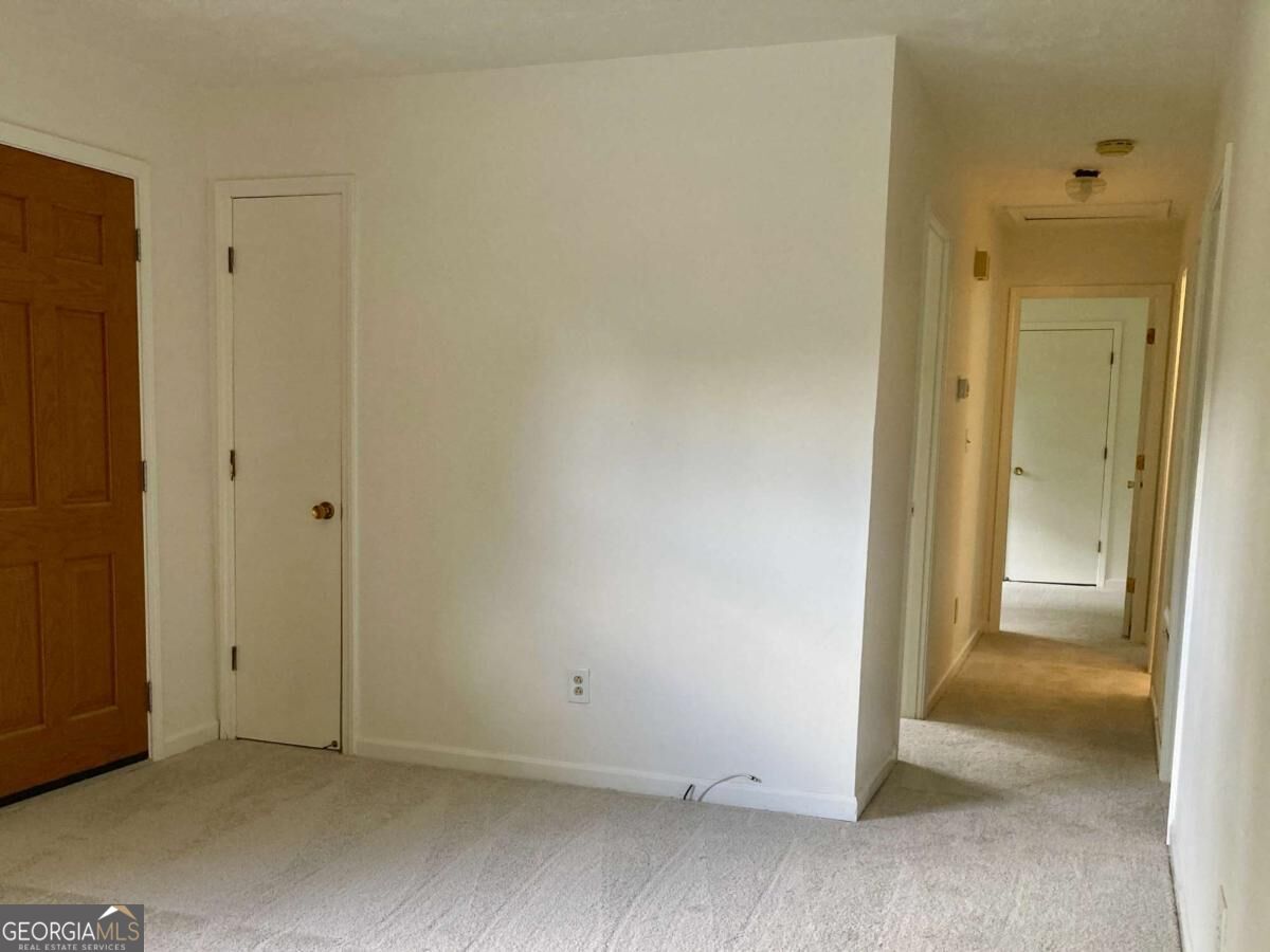 50 Foxboro Court Property Photo 12